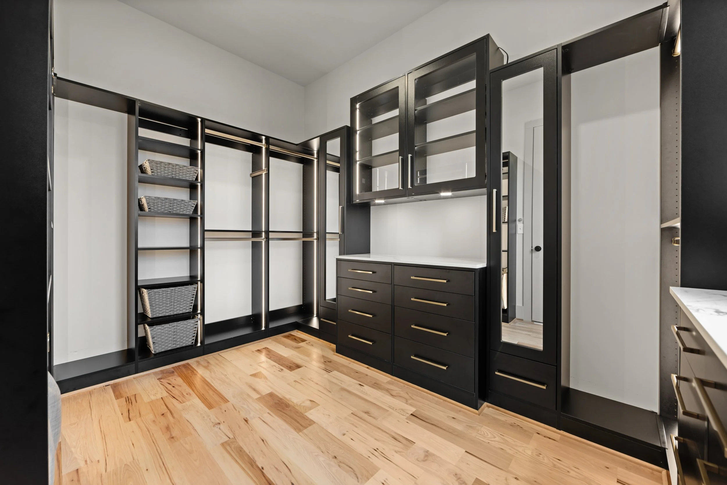 2079 Lindsay Lane - Mae Beth Designs-25.jpg