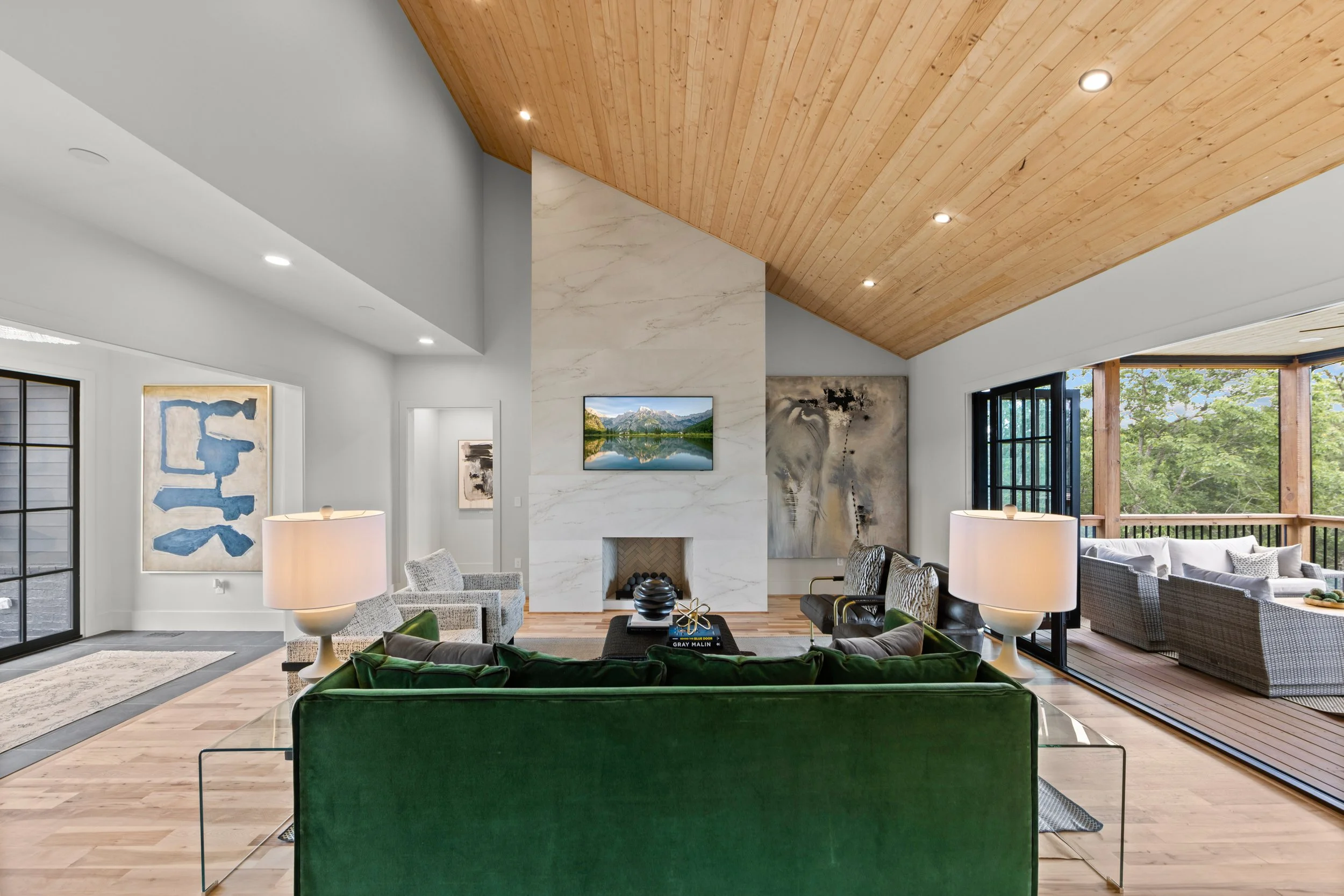 2079 Lindsay Lane - Mae Beth Designs-75.jpg