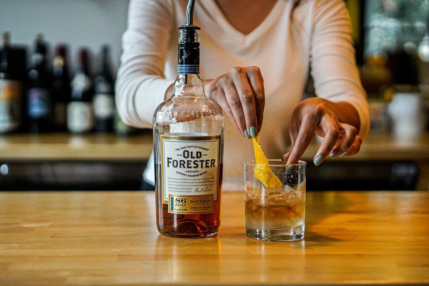 On Thursdays we drink Old Fashioned&rsquo;s 🥃 especially between 4-6pm when they&rsquo;re $2 off (along with all of our other cocktails)!⁠
⁠
We are open Tuesday-Saturday with daily specials!⁠
⁠
Tues. - $5 margaritas⁠
Wed. - half priced wine bottles 
