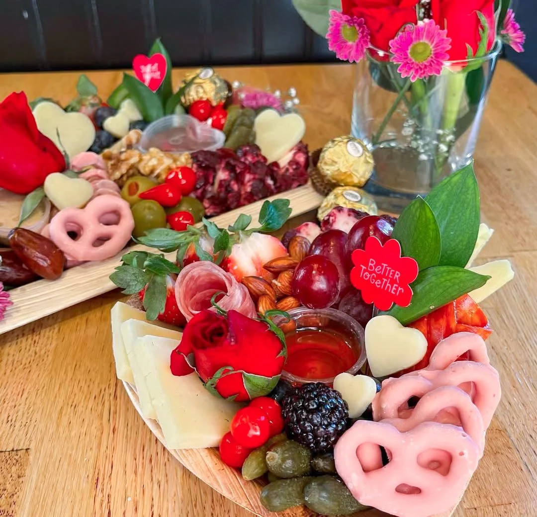 Valentine&rsquo;s is coming 💘⁠
⁠
Don&rsquo;t forget to order your Valentine&rsquo;s Board for Galentine&rsquo;s or Valentine&rsquo;s celebrations!