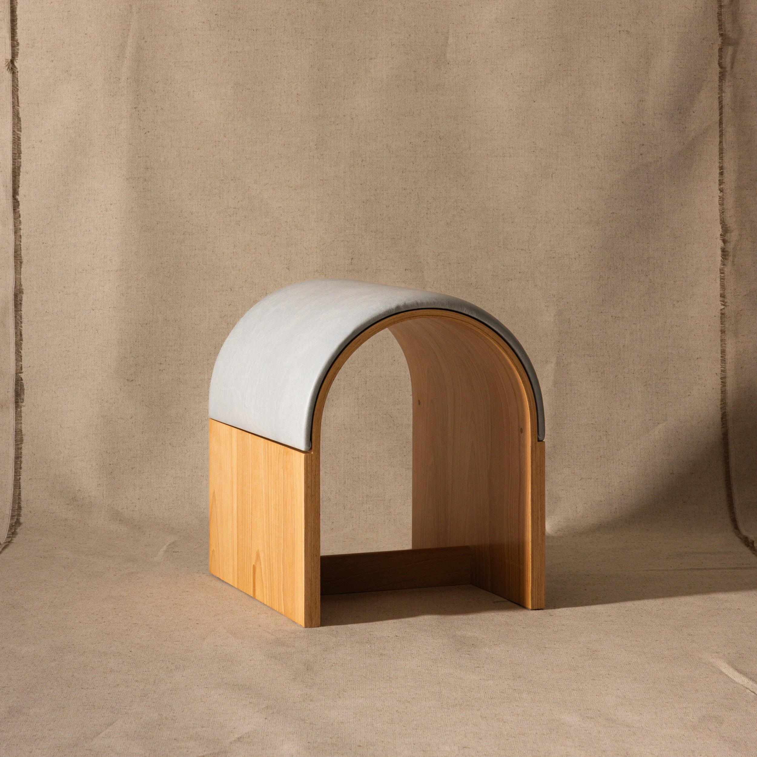 o.ottoman in beech