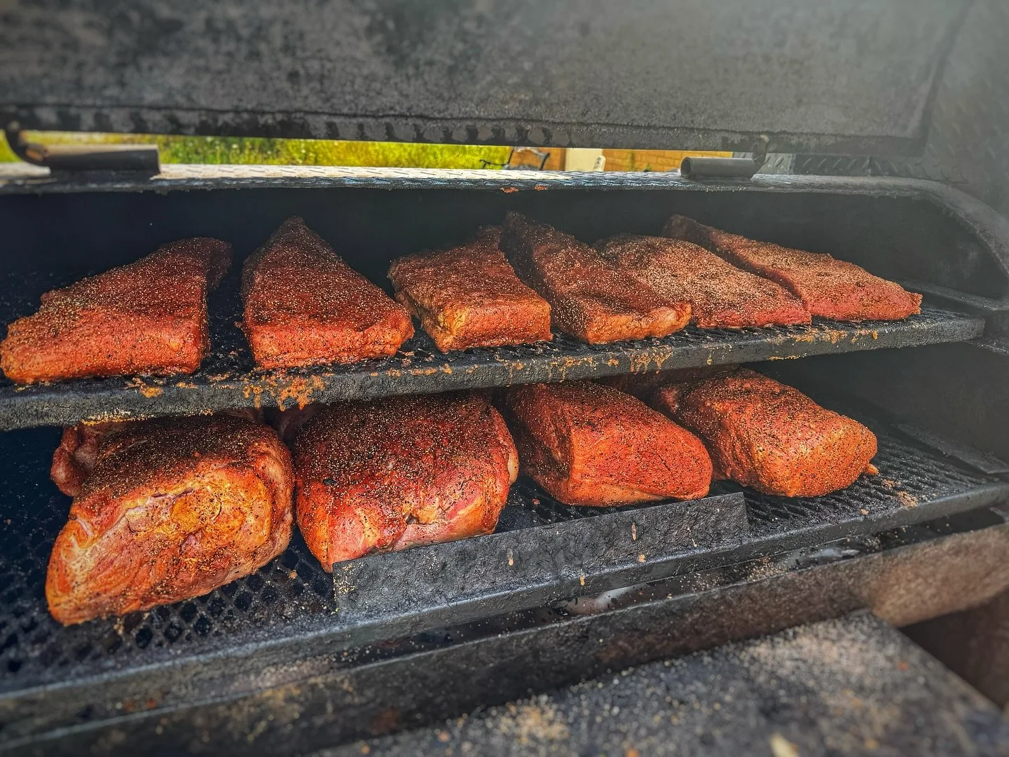 👻⚰️ Who&rsquo;s hungry for a side of spooky?

Today, the Smokin&rsquo; Rock &lsquo;n&rsquo; Roll truck has rolled into Lake Erie Crushers Stadium (Avon) for the 10th Annual Haunted Garage Sale &amp; Hearse Cruise-In 🖤🔥🍖

Put some meat on your bon