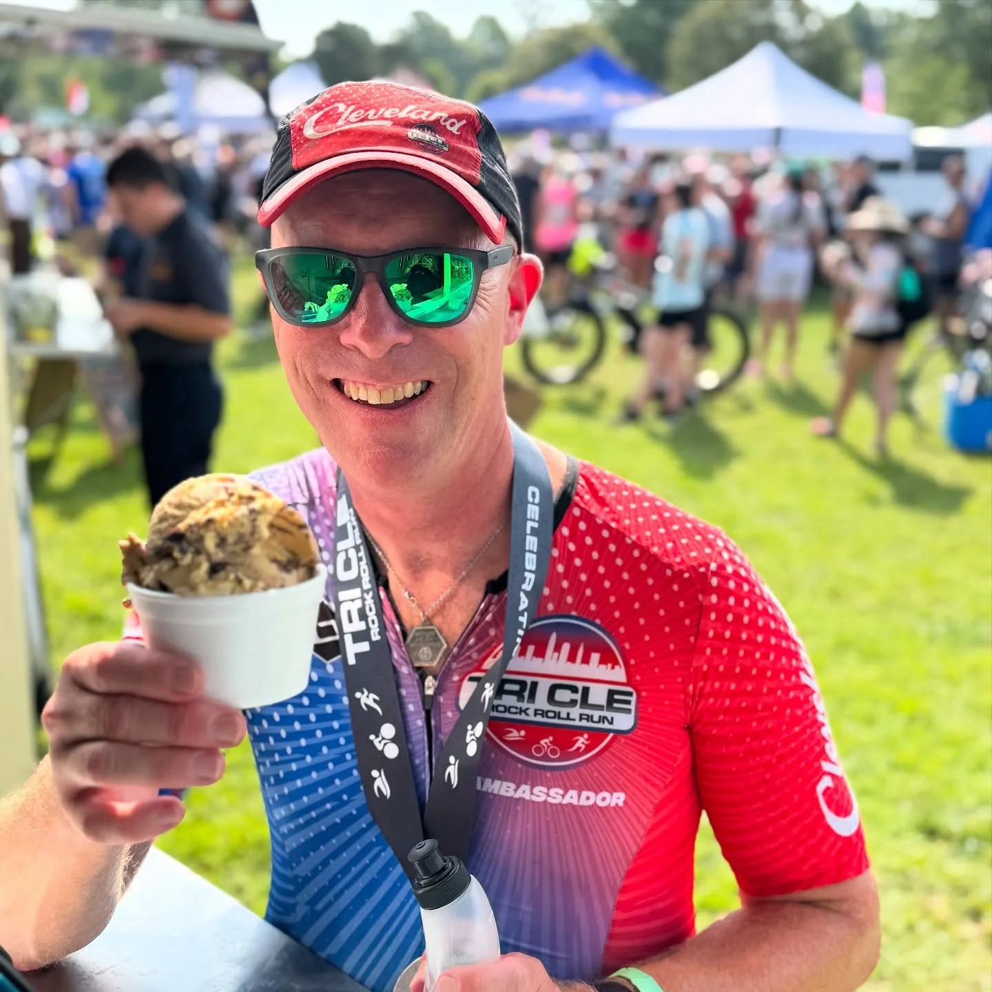 🍦🏁 Nothing caps off a race like a cool treat!

After conquering the @tricle_rock_roll_run course, athletes crossed the finish line and headed straight for the Smokin&rsquo; Rock &lsquo;n&rsquo; Roll Ice Cream Trailer for some well-earned scoops. 🍨