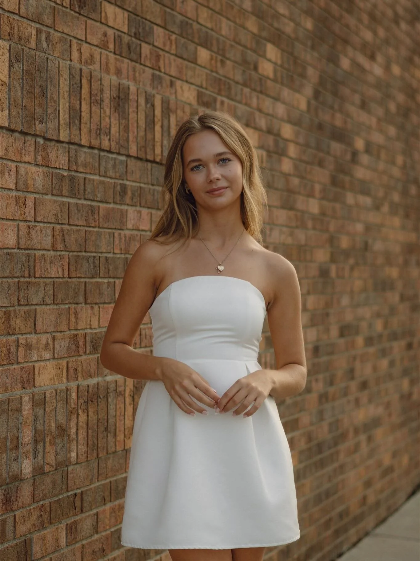 taking Ashlynn&rsquo;s senior photos has been so fun and so special 🫶🏼 here&rsquo;s a few more from her session this past summer - we ran around Roseau for 3 hours, so you&rsquo;ll be seeing this gorgeous girl again 🤍
books for 2027 seniors will o