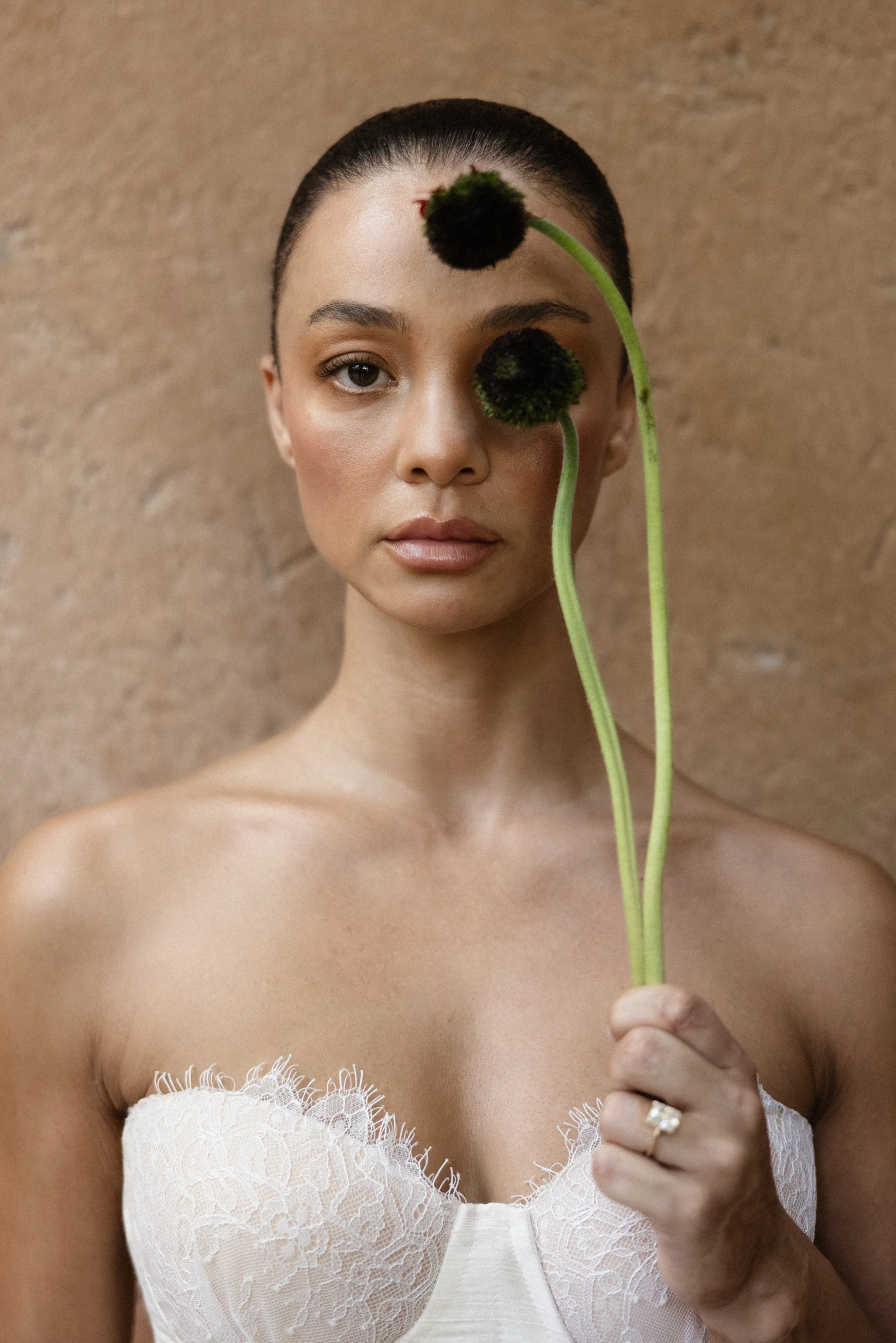 tulum makeup artist glowy makeup