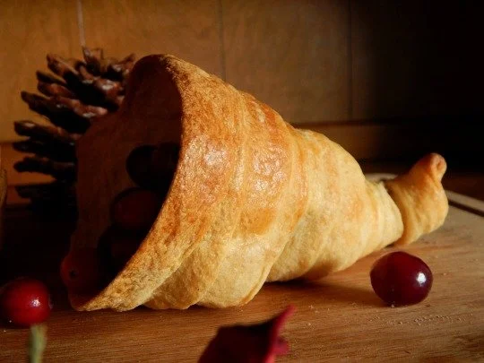      
  
















   
    
      
    
     
       
        
       
     
    
    



   


 
  
 

         
  
     thesweetestjourney :  
 
How to Make a Cornucopia | Easy Small Cornucopias DIY  
  During Fall celebrations there is an ov
