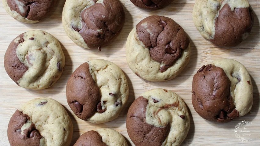      
  
















   
    
      
    
     
       
        
       
     
    
    



   


 
  
 

         
  
    
Half and Half Chocolate Chip Cookies Recipe   
How to make a half chocolate chip and half double chocolate chip cookie.   
