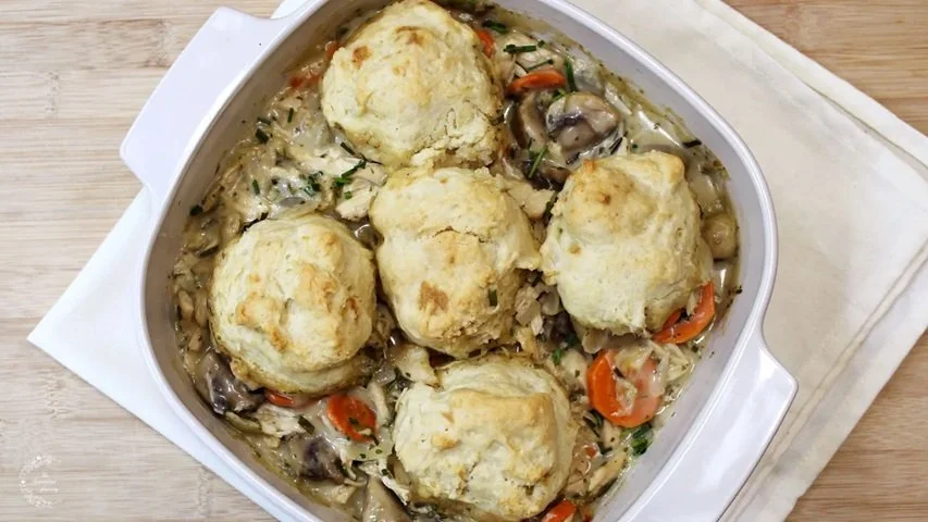      
  
















   
    
      
    
     
       
        
       
     
    
    



   


 
  
 

         
  
    
Chicken &amp; Biscuit Cobbler Recipe   
How to make a delicious and creamy chicken and vegetable cobbler topped 
with butt