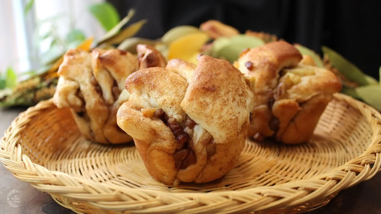      
  
















   
    
      
    
     
       
        
       
     
    
    



   


 
  
 

         
  
    
Soft &amp; Delicious Cinnamon Apple Fantans Recipe | Home Baking   
 How to make super soft and delicious apple fantans.  