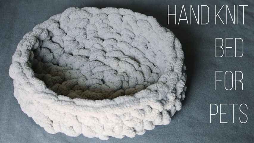 How to Hand Knit a Bed for Pets | Easy Pattern