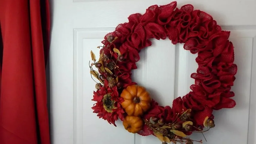DIY Fall Burlap Wreath | How to Make a Burlap Wreath