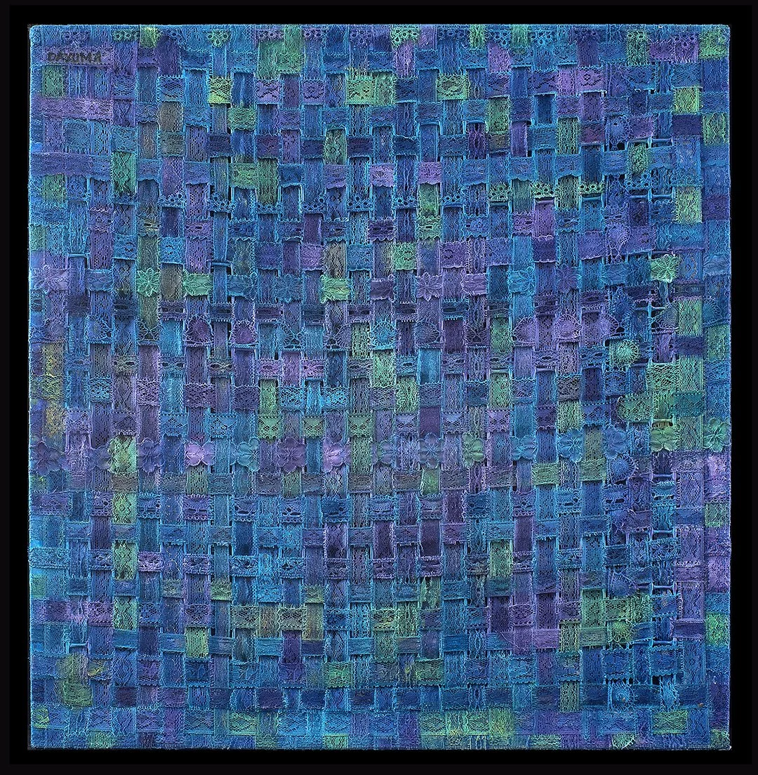 tramas de encajes, acrilico sobre encaje, 52,5 x 54, 2025, colección particular