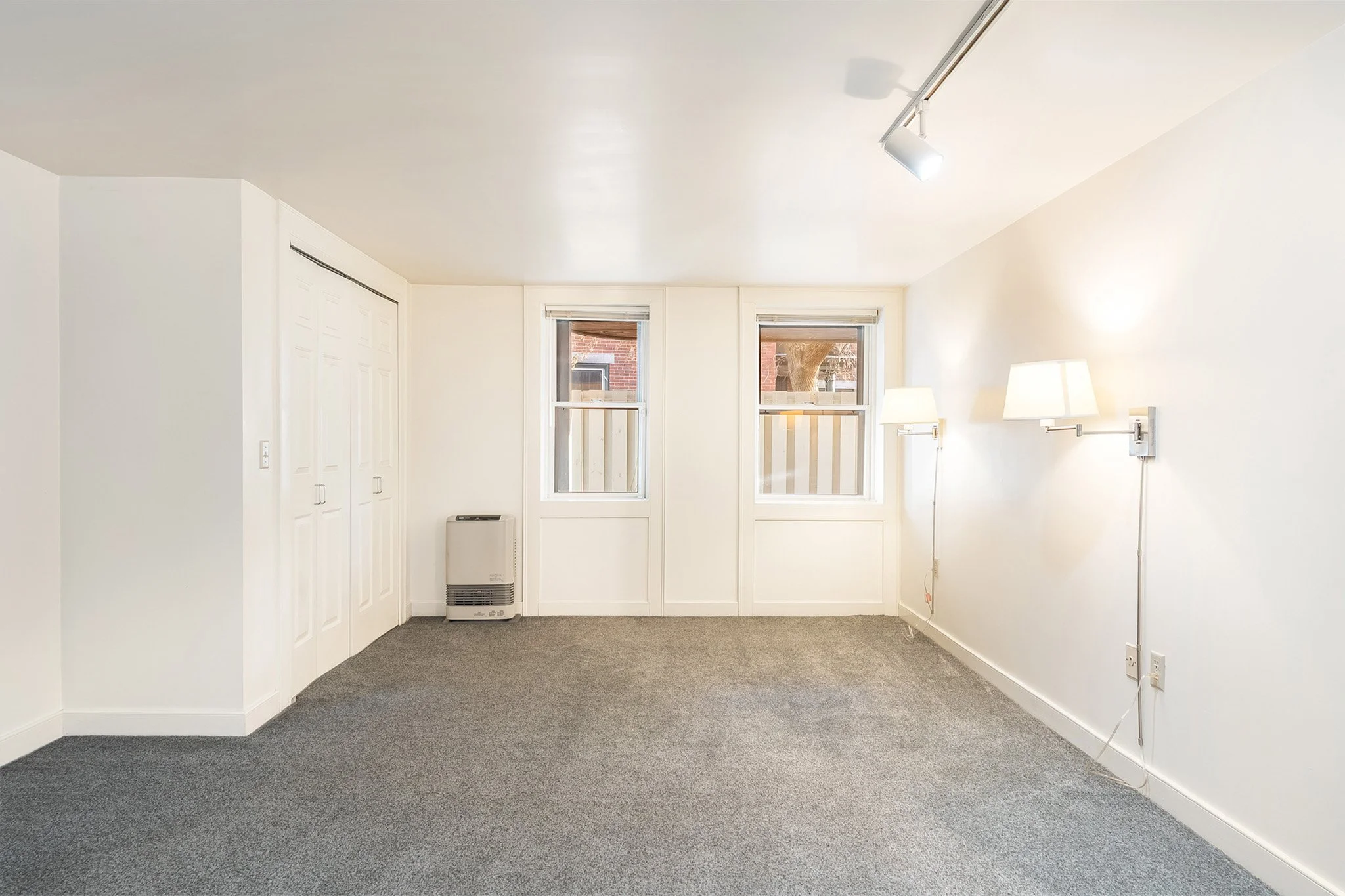 68 Pleaant St-36.jpg