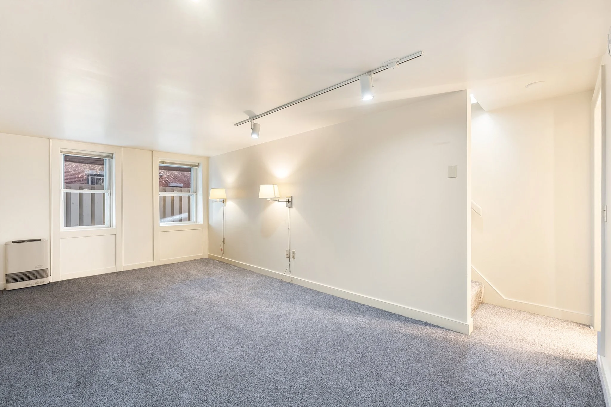 68 Pleaant St-34.jpg