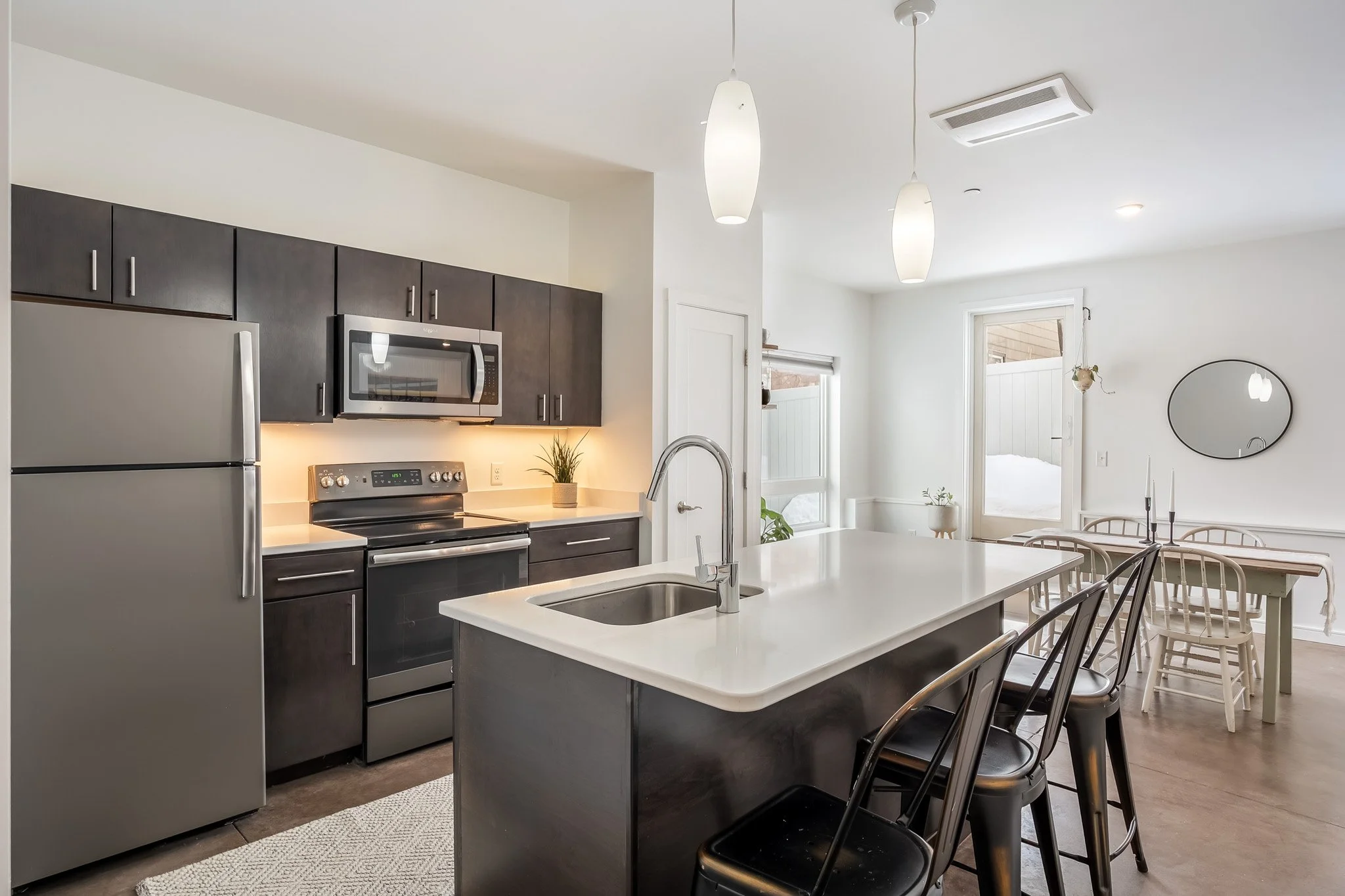 527 Cumberland-03.jpg