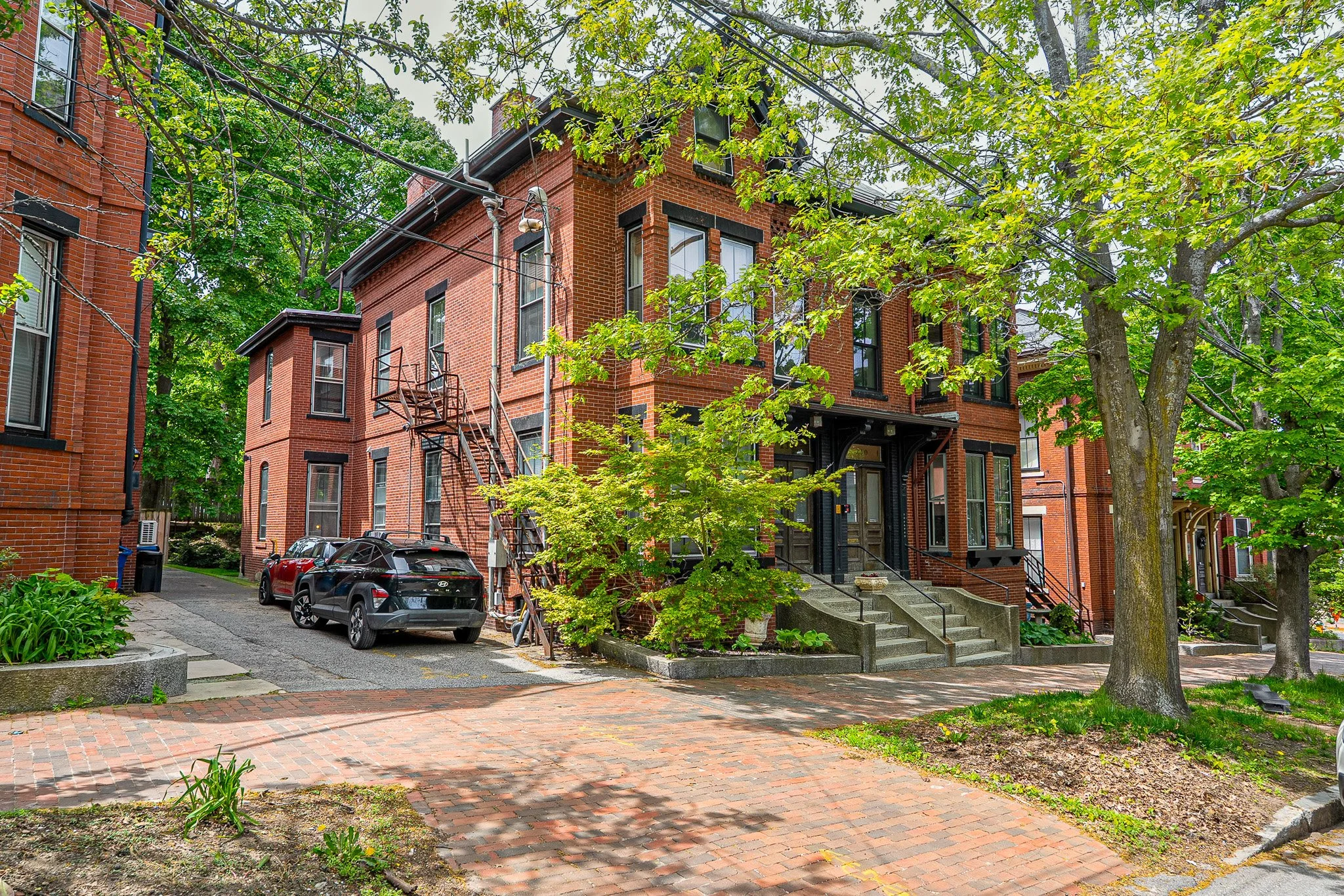 238 State St -2.jpg
