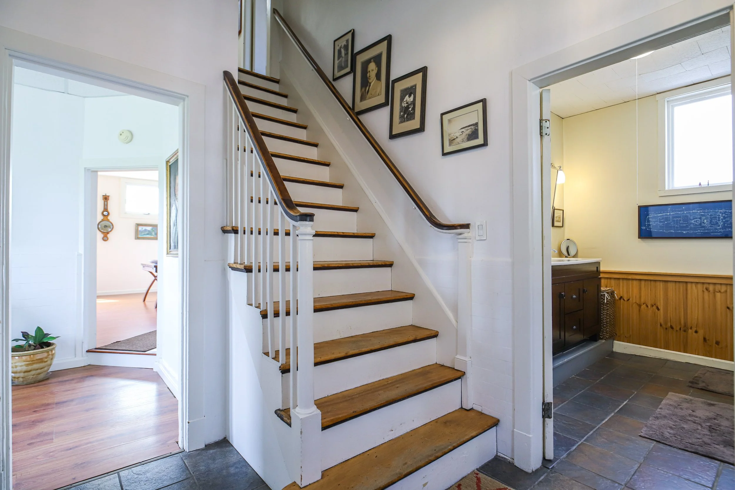 Dairy House - 1Hall.jpg