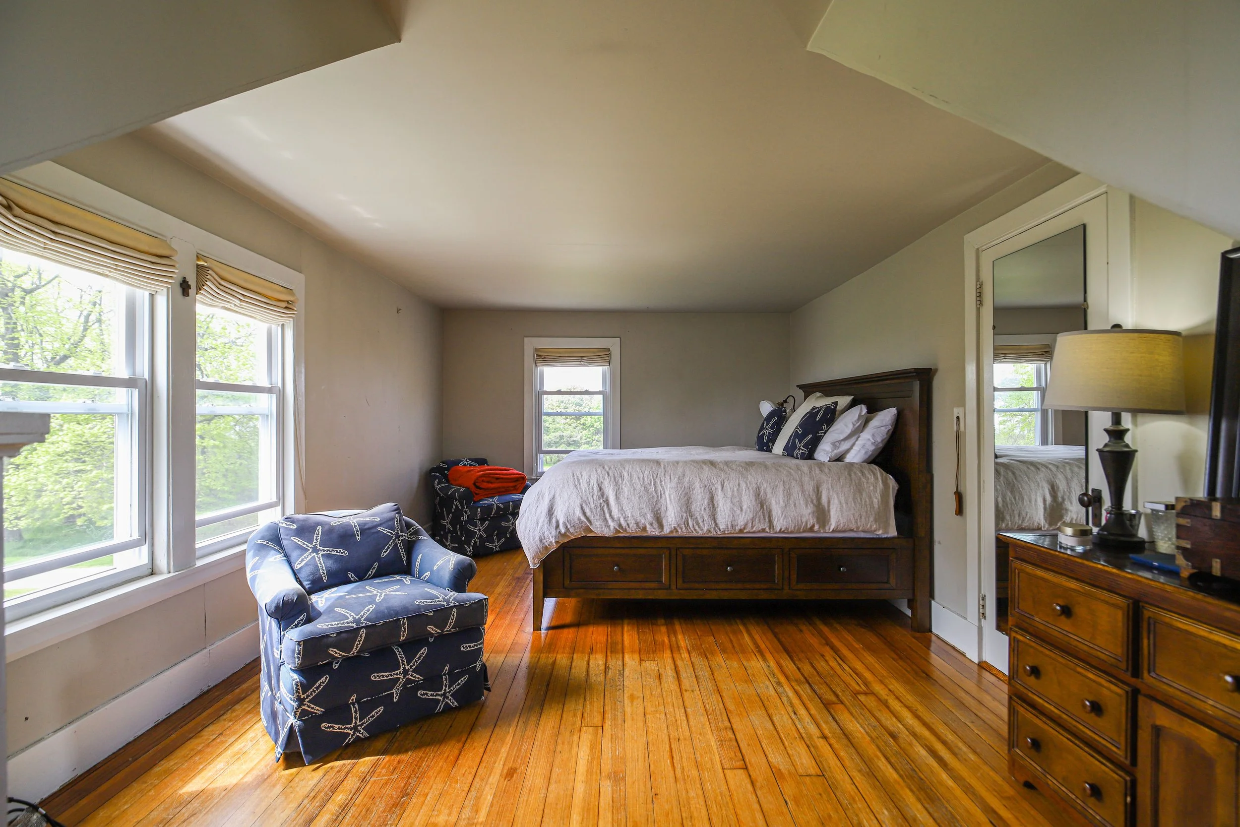 Dairy House - 37Bed2.jpg