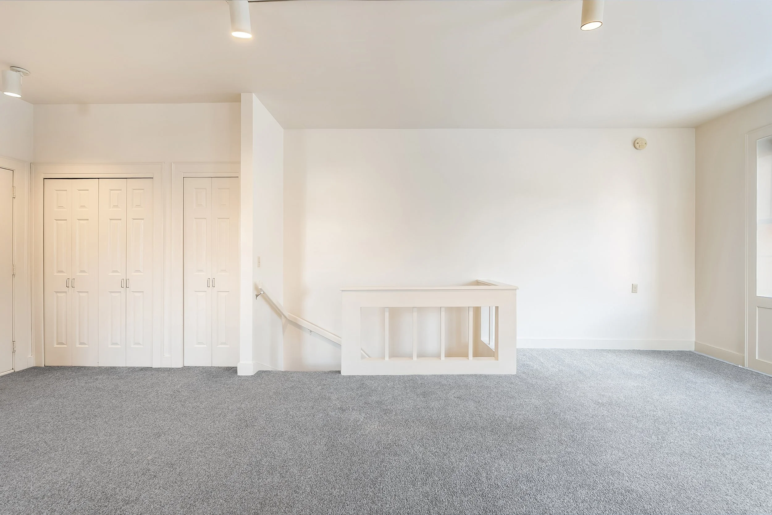 68 Pleaant St-27.jpg