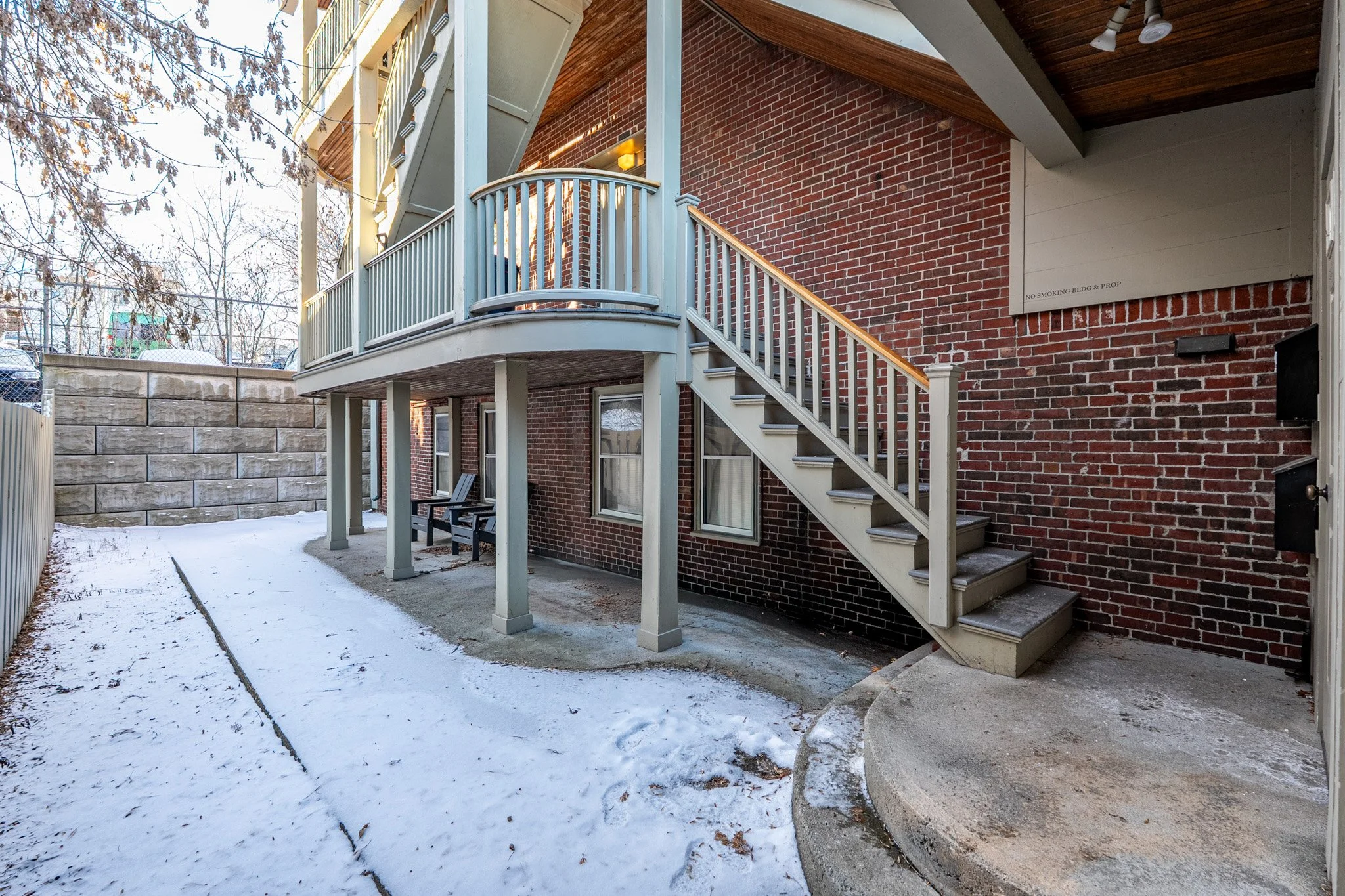 68 Pleaant St-06.jpg