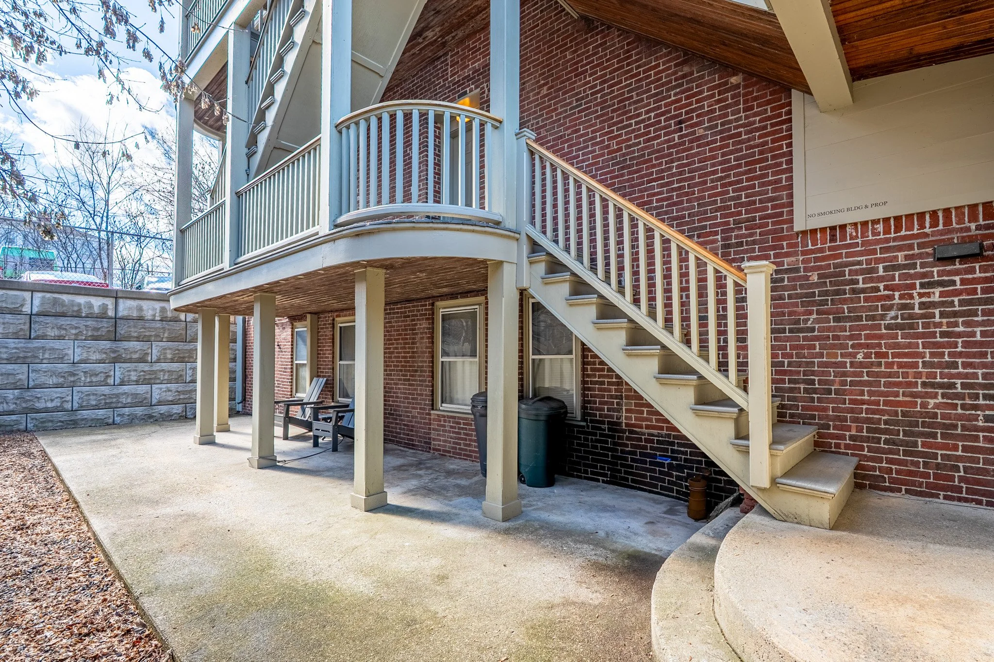 68 pleasant 1-05.jpg