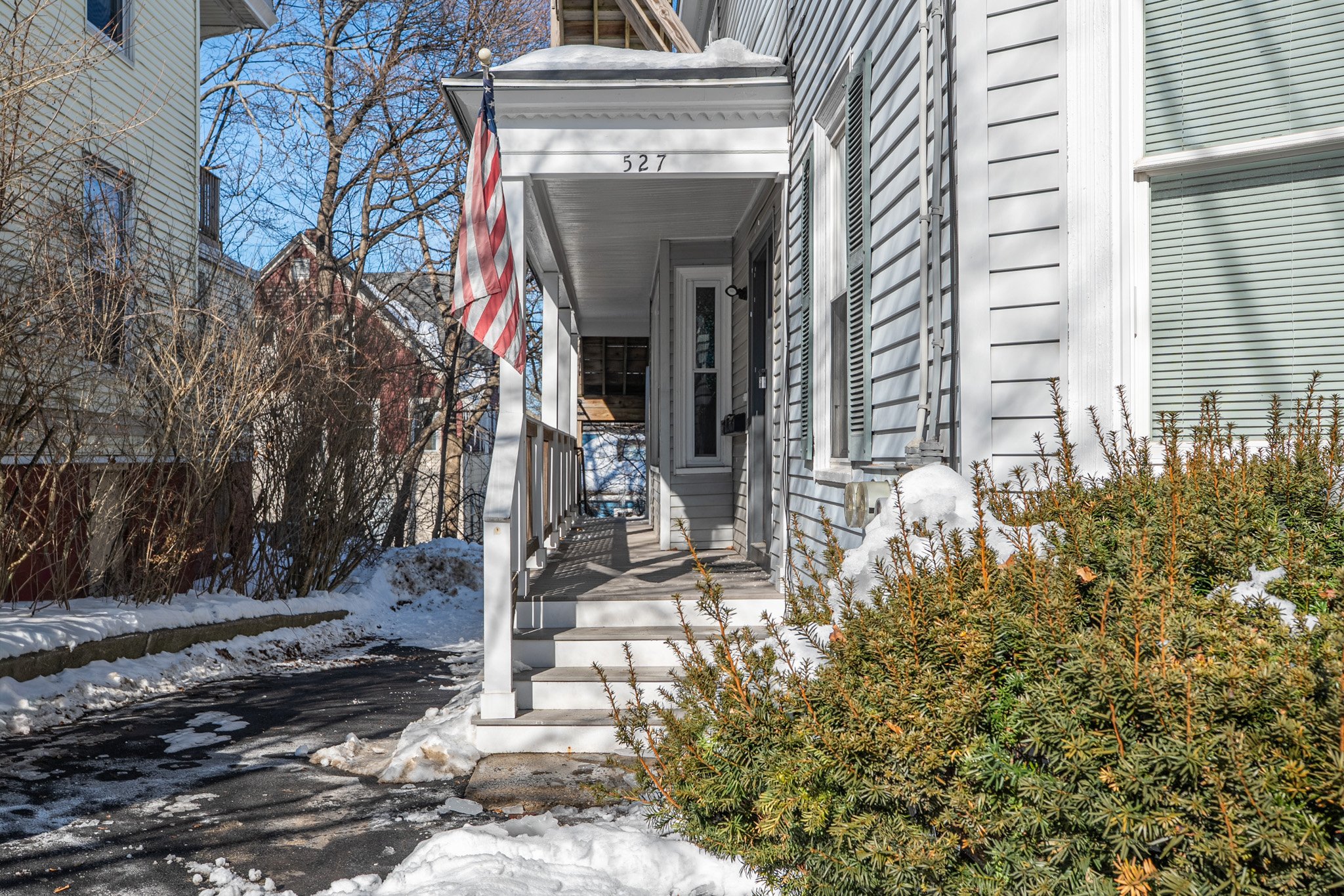 527 Cumberland-02.jpg