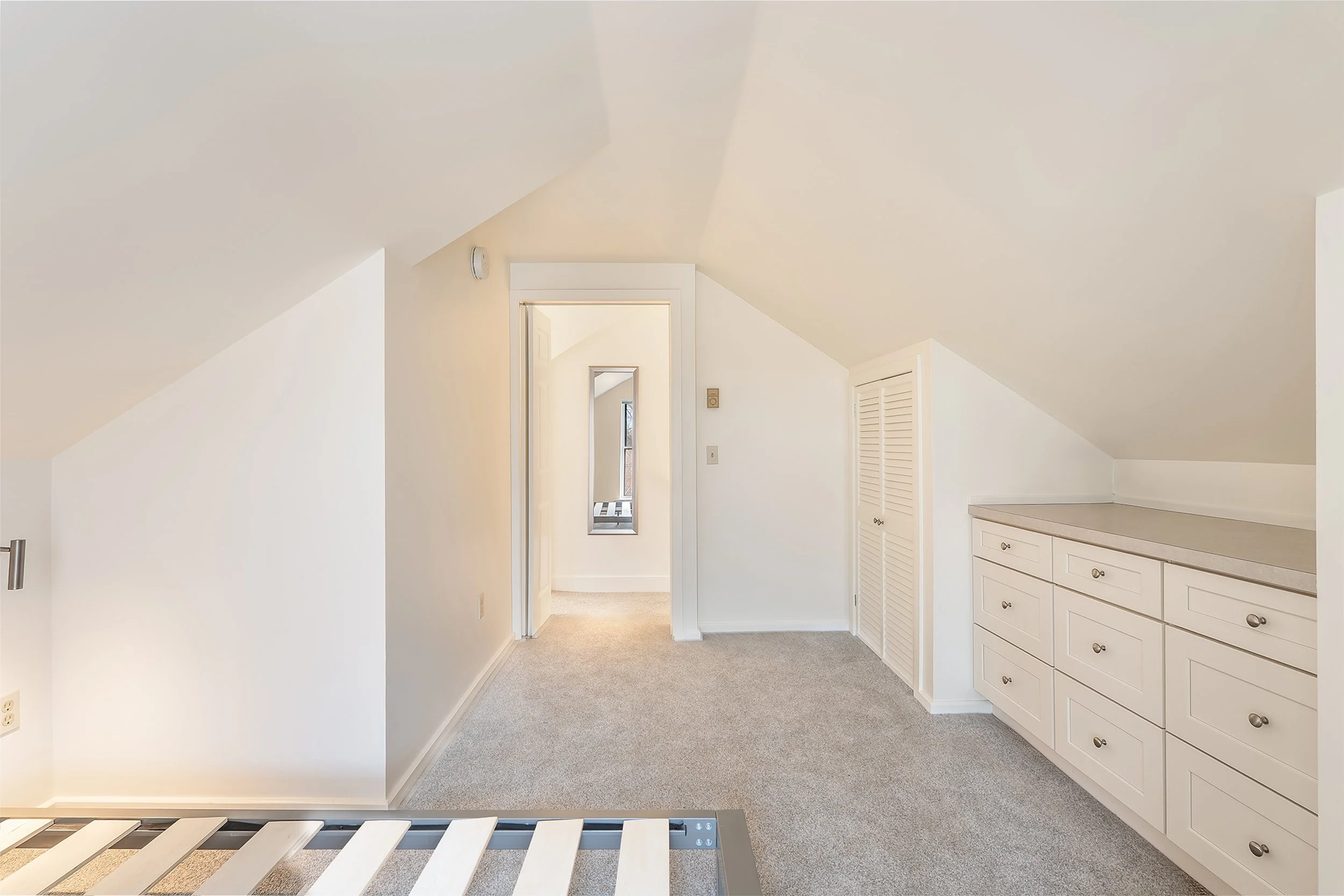 68 Pleaant St-21.jpg