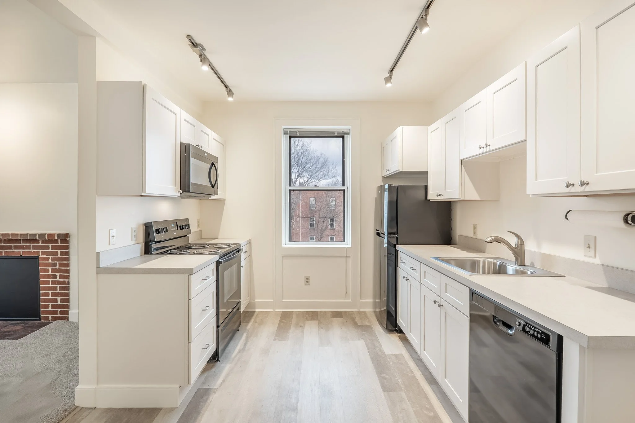 68 pleasant 1-06.jpg