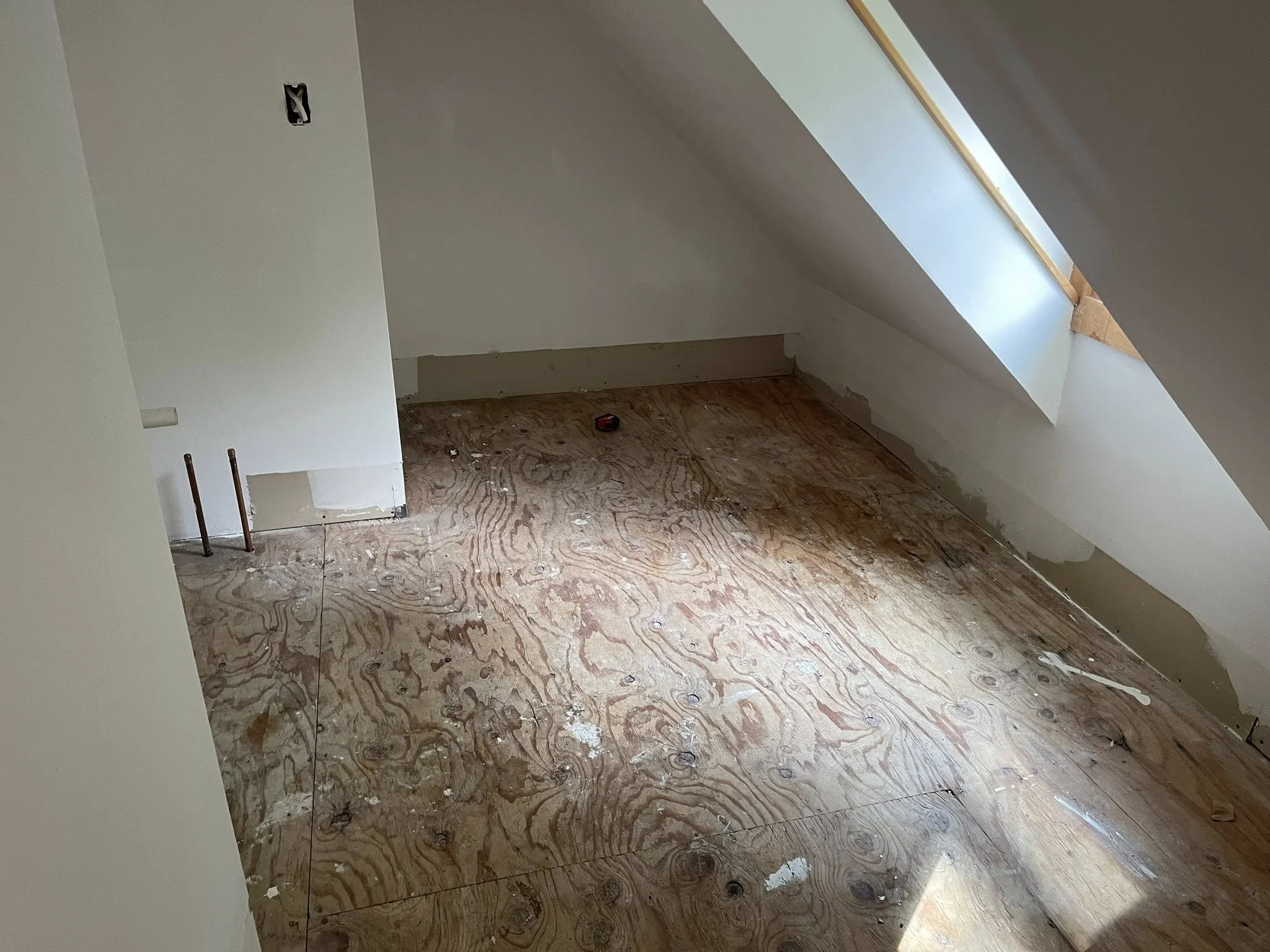 Floor Before Manchester, NH.jpg