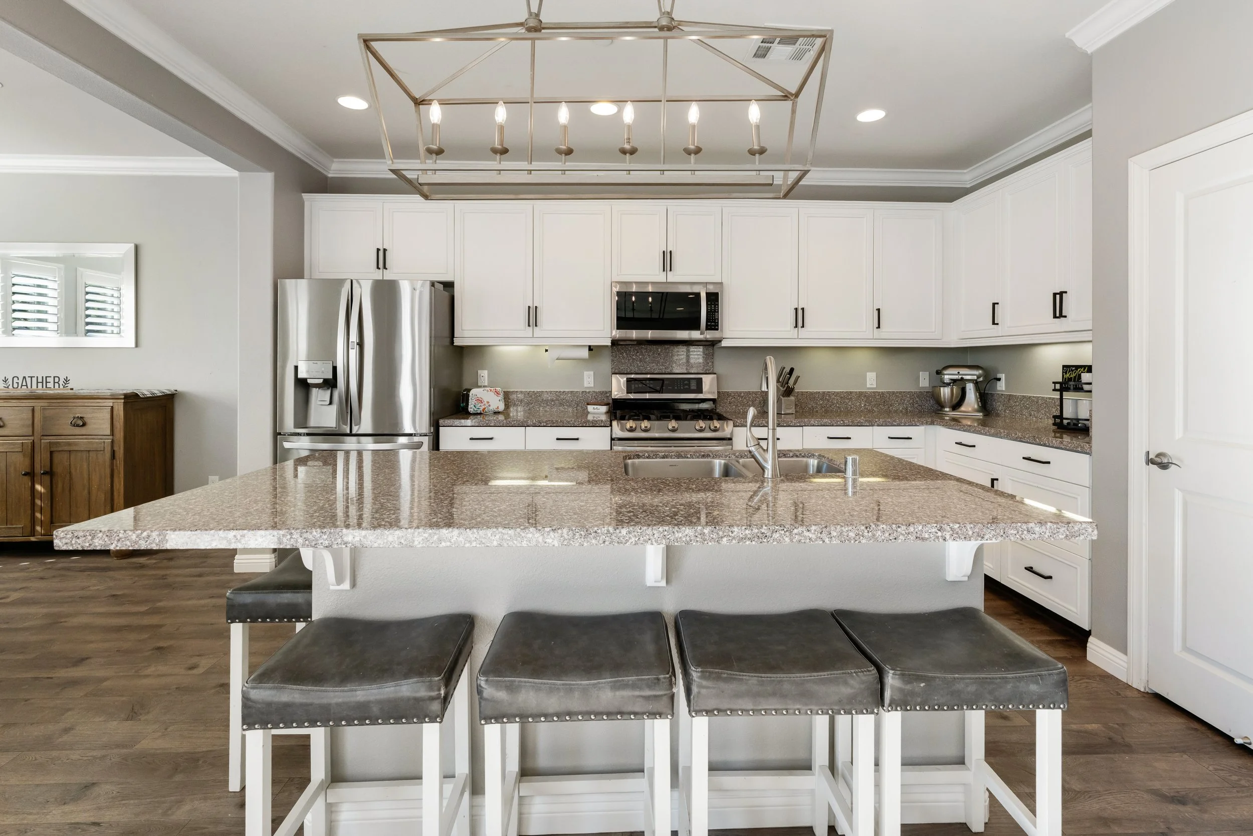 668 Whalen Way-10.jpg