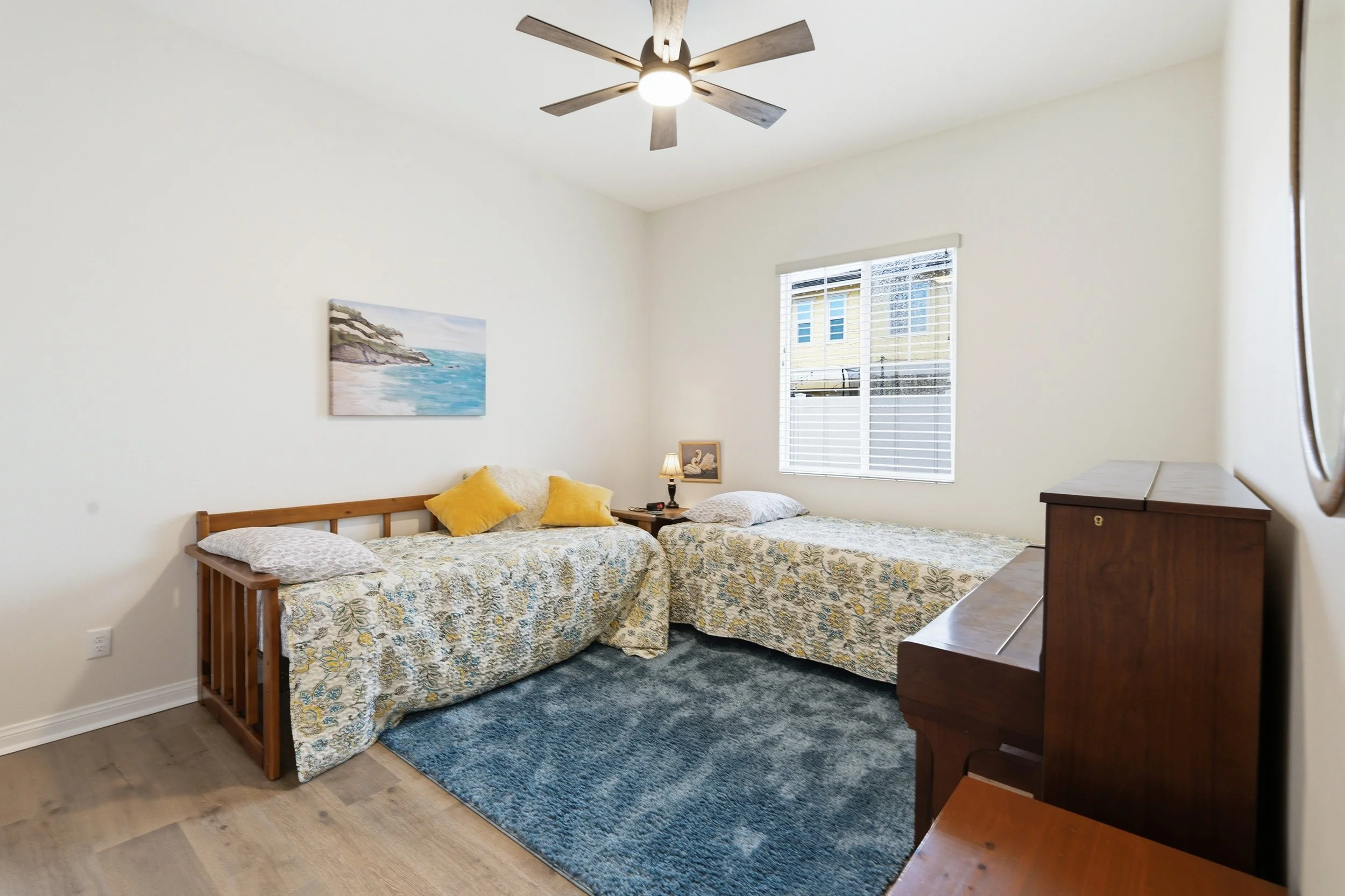 126 Wisteria St-05.jpg