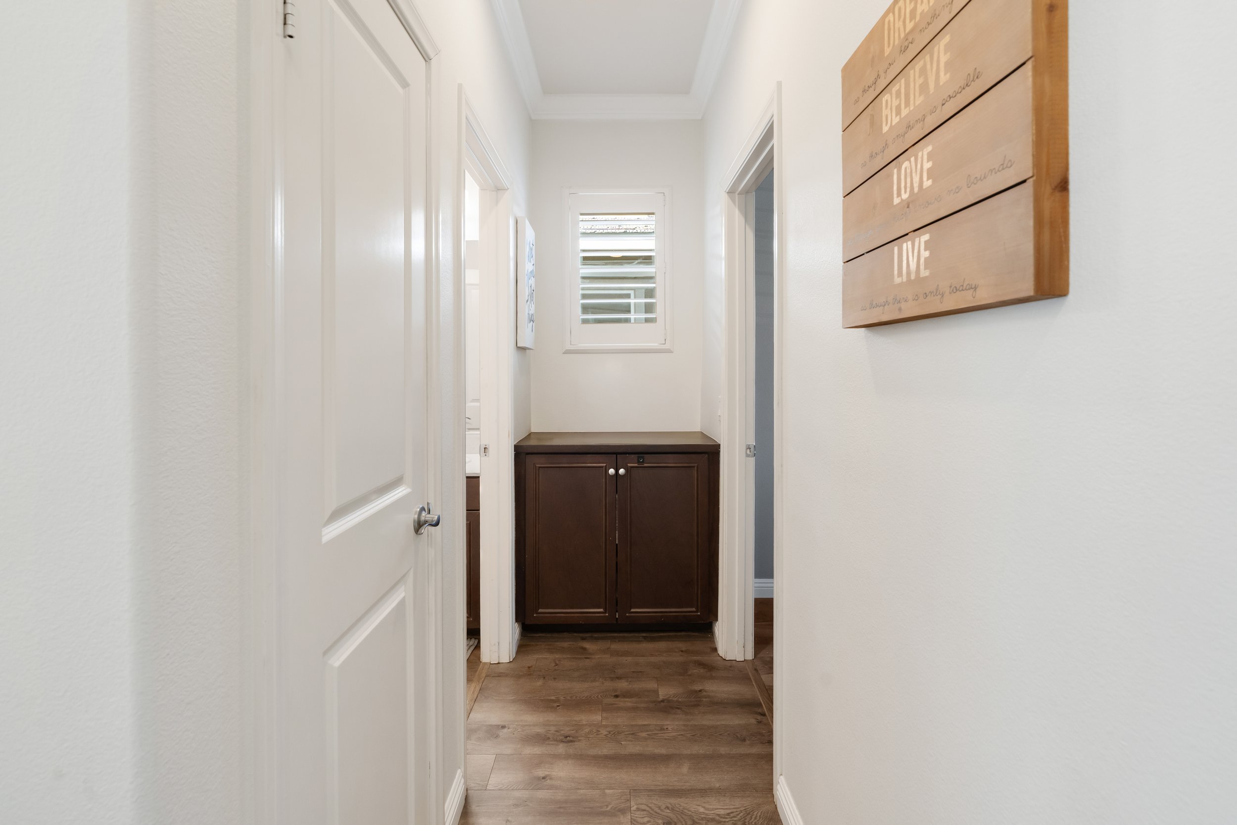 668 Whalen Way-2.jpg