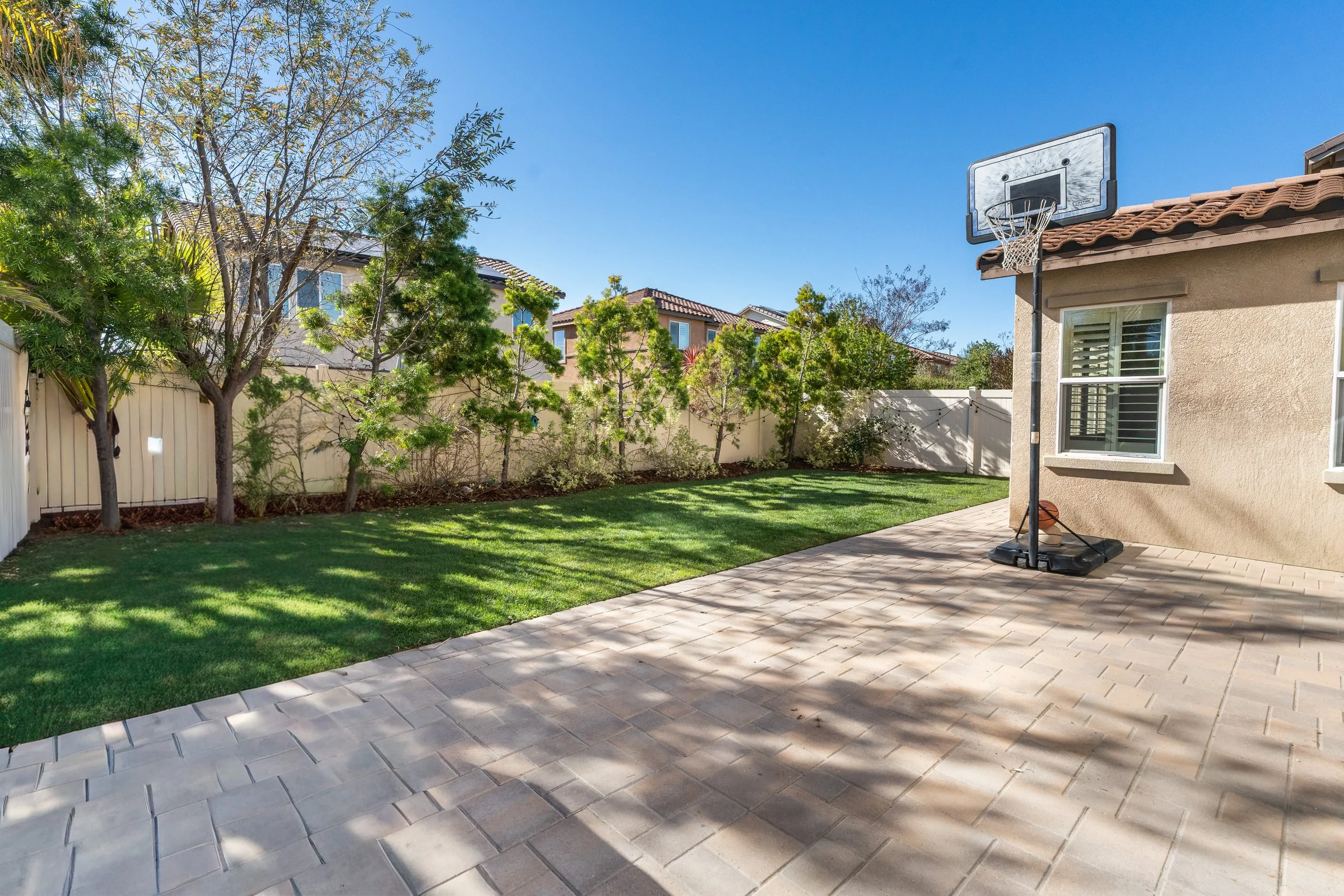 668 Whalen Way-36.jpg