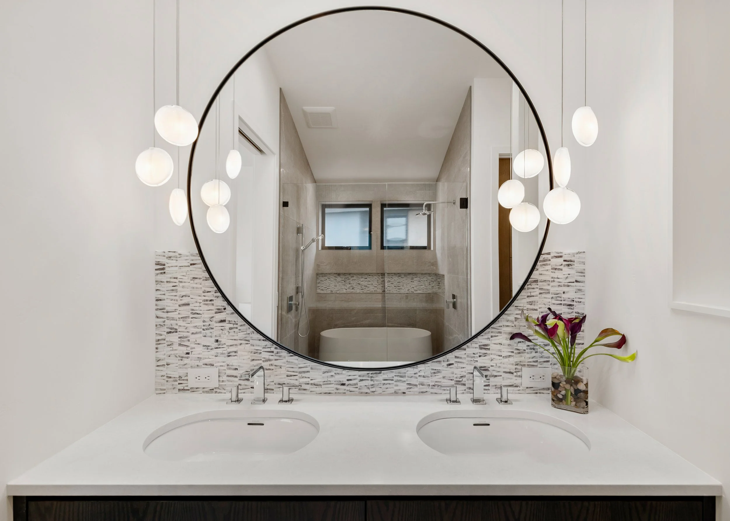 Element-design-collective-bend-bathroom-0001.jpg