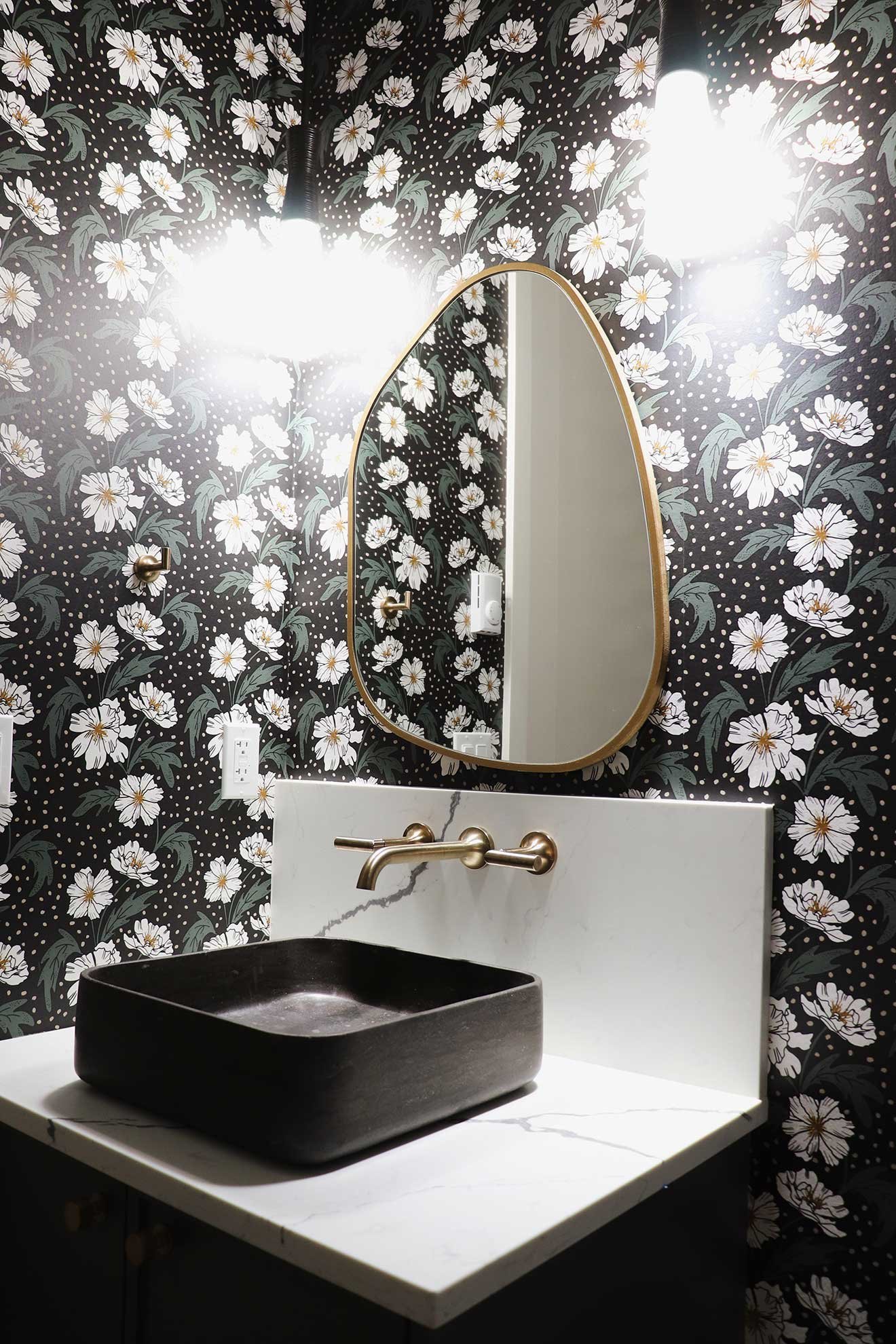 Element-Design-Bend-Bowen-Bathroom-Jane-00001.jpg