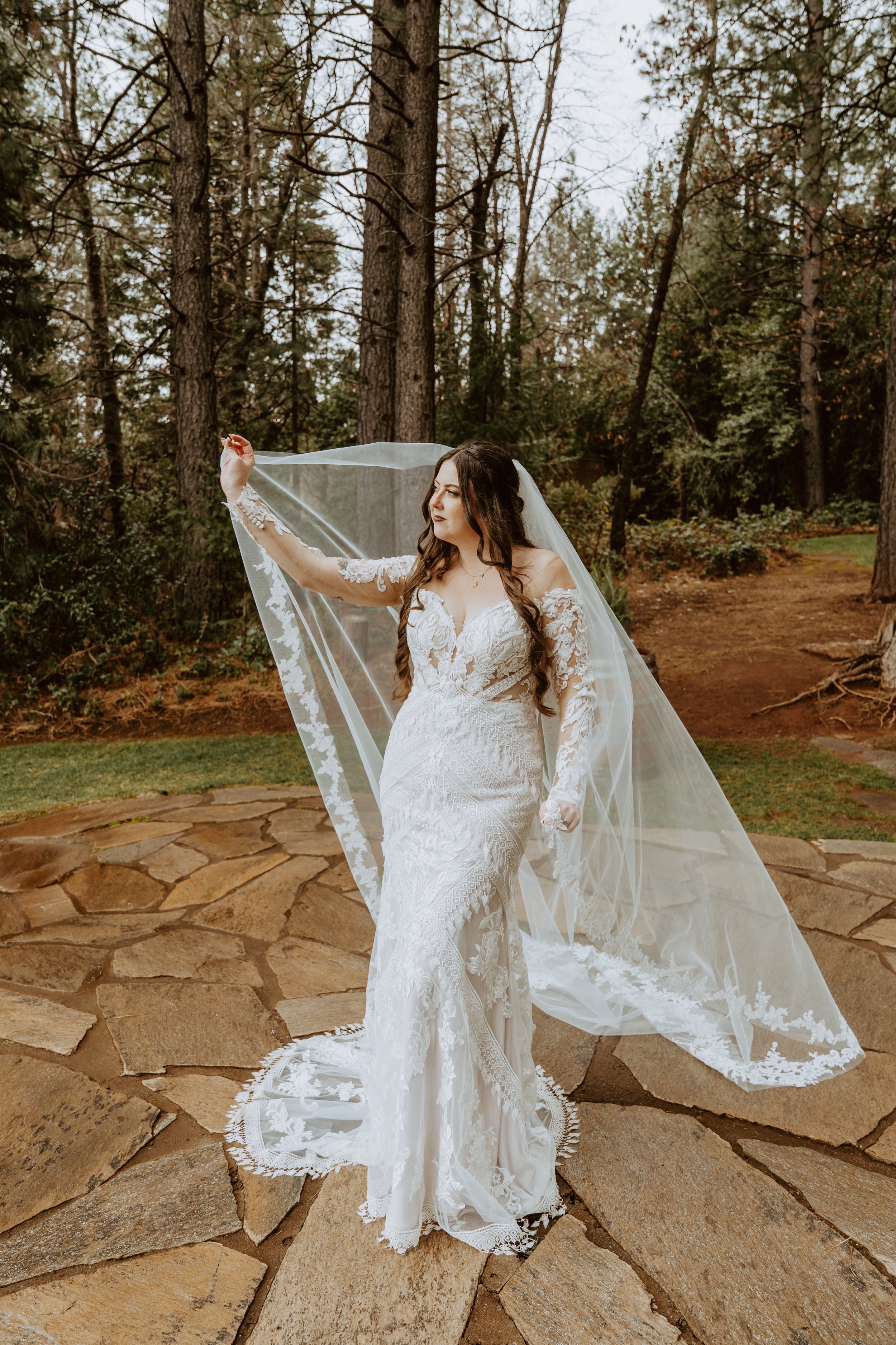 Colleen&DylanPreviews3.21.25-32.jpg