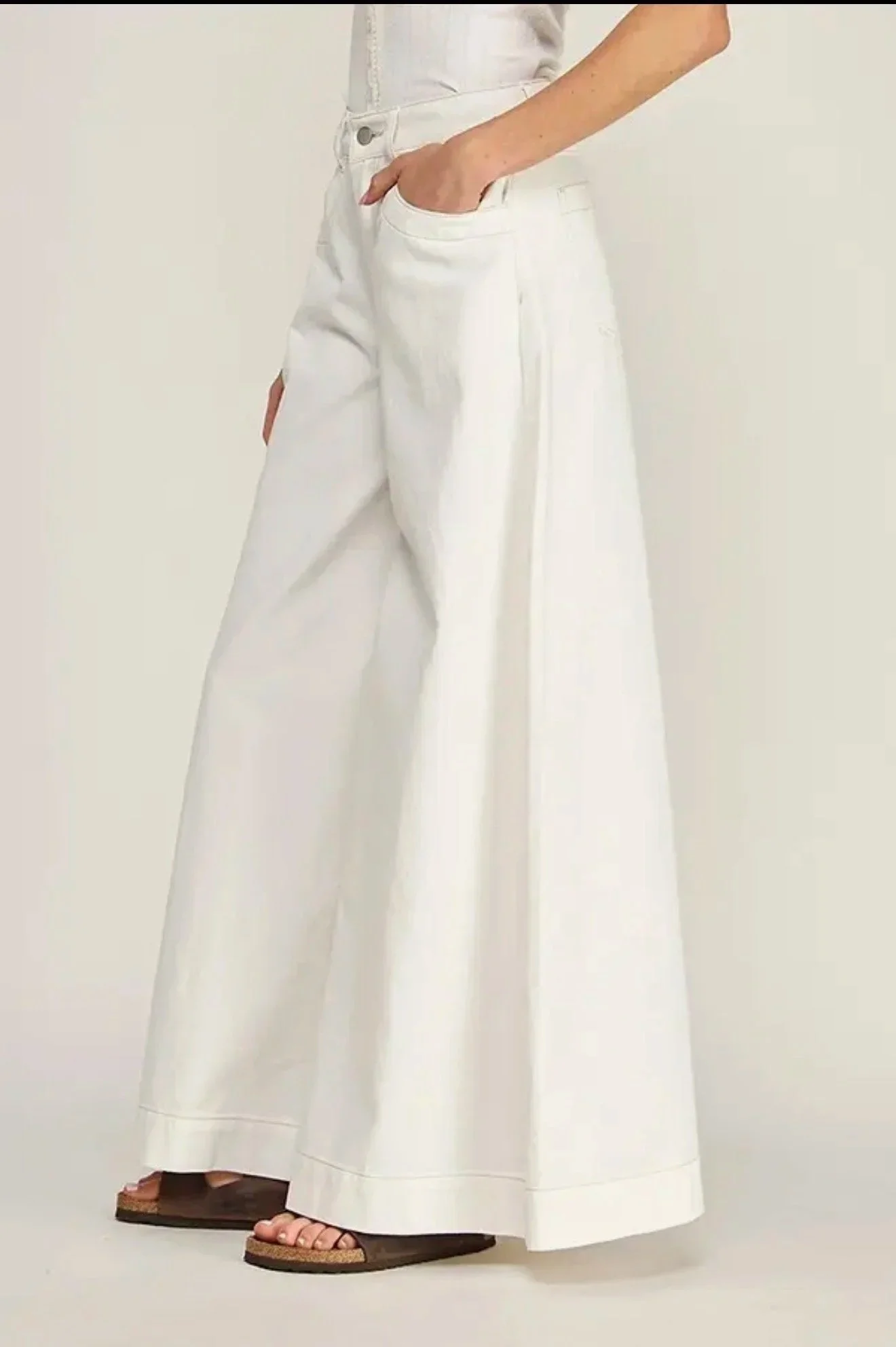 The Belle Wide Leg Jean