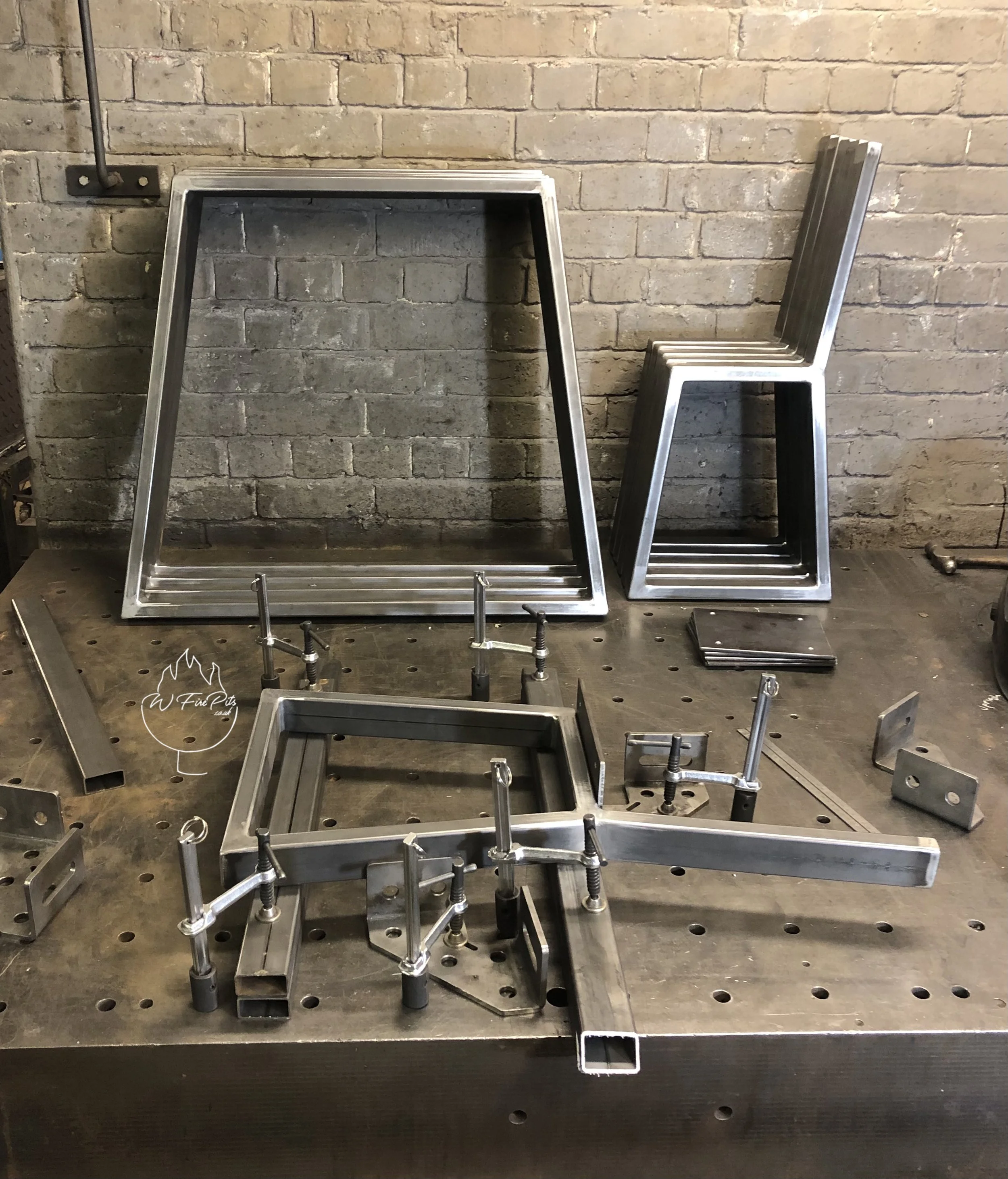 table and benches2 2.JPG