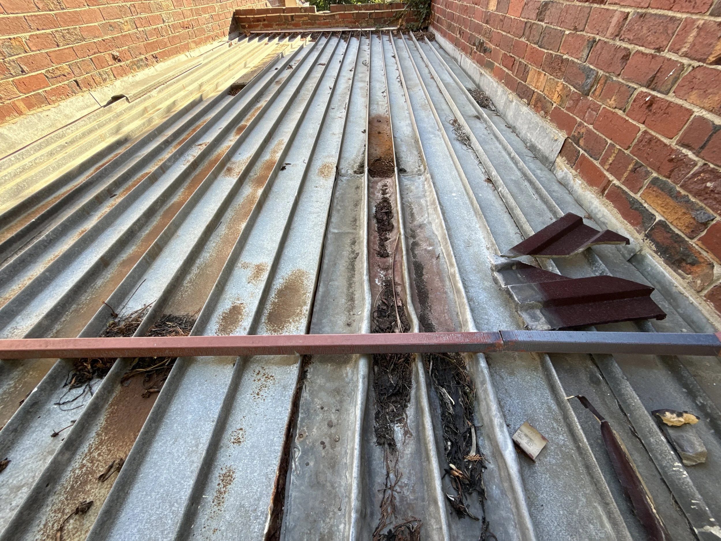 Why Bayside and Mornington Peninsula Homes See More Roof and Lintel Corrosion