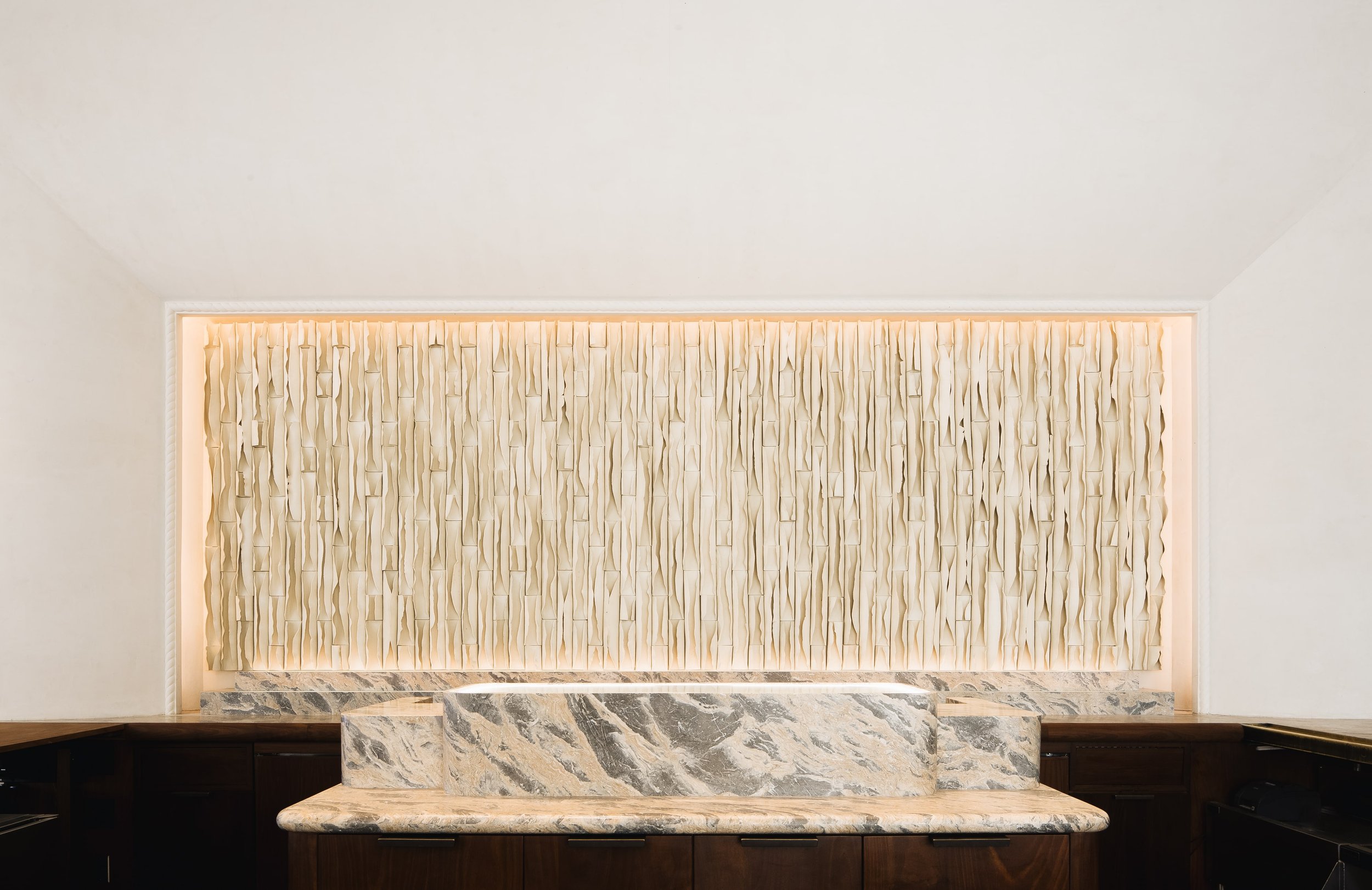 Ben-Medansky-installation-ProperHotel-seanhazen.jpg