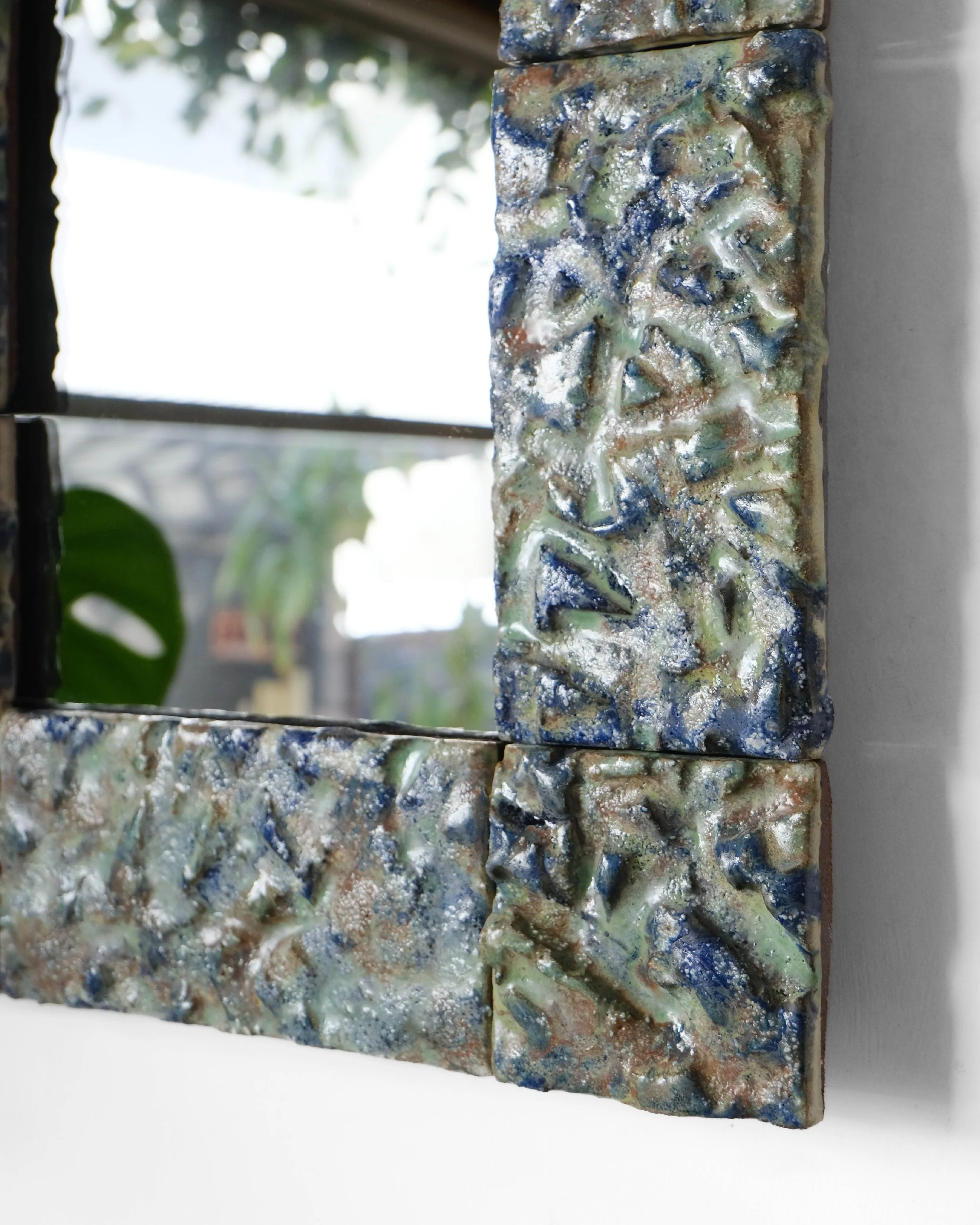 Ben-Medansky-mog-mirror-blue-ceramic3.jpg