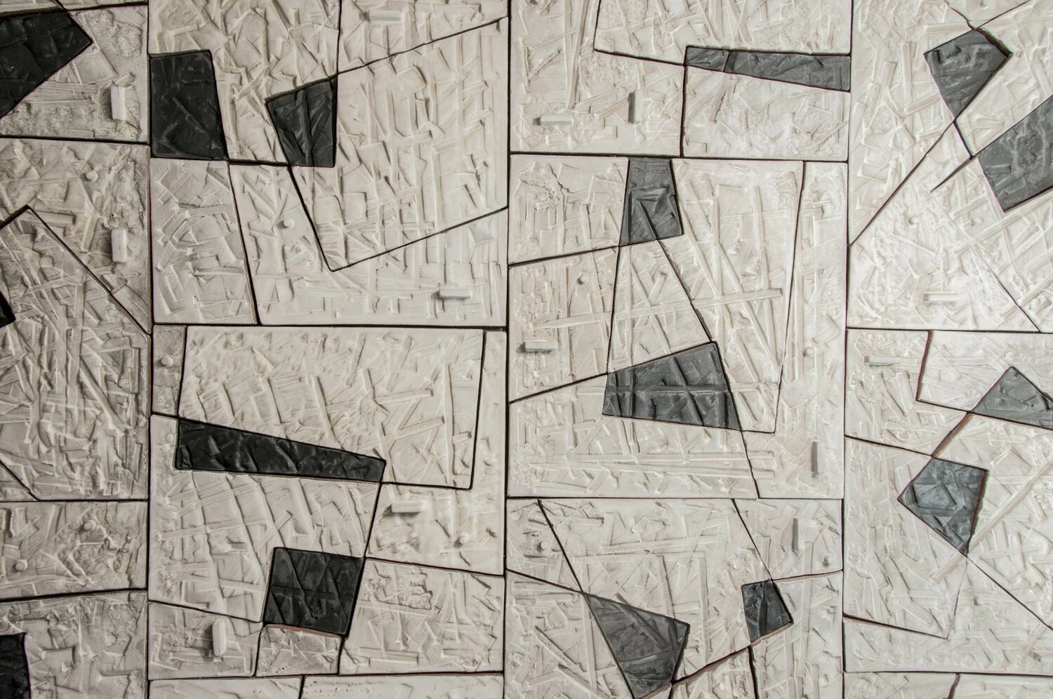 Ben-Medansky-ceramic-tangled-rectangle-wall-detail.jpg