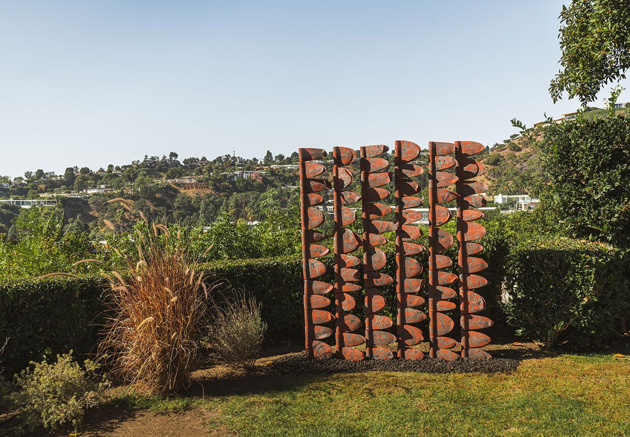 Ben-Medansky-ceramic-stacked-sculpture-outdoors.jpg