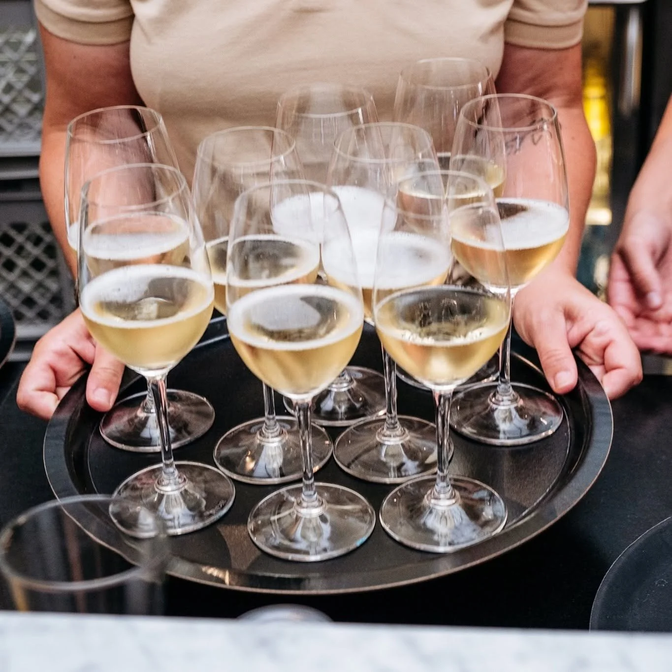royals-corporate-events-sparkling-wine-arrival-drinks.jpg