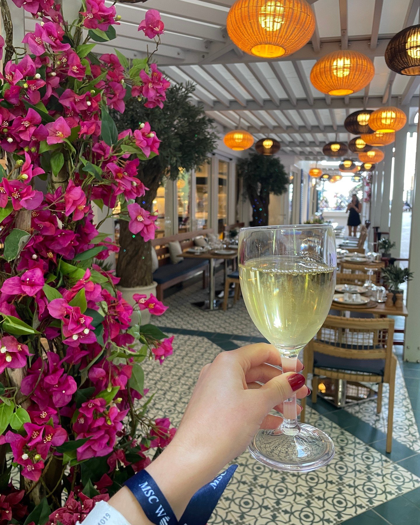 This is Paxos Restaurant on the new MSC World America sailing 🌺 . Beauty surrounds you on this new ship, so connect with me to learn more. #MSC #TravelBetter #MSCWorldAmerica #TravelAdvisor