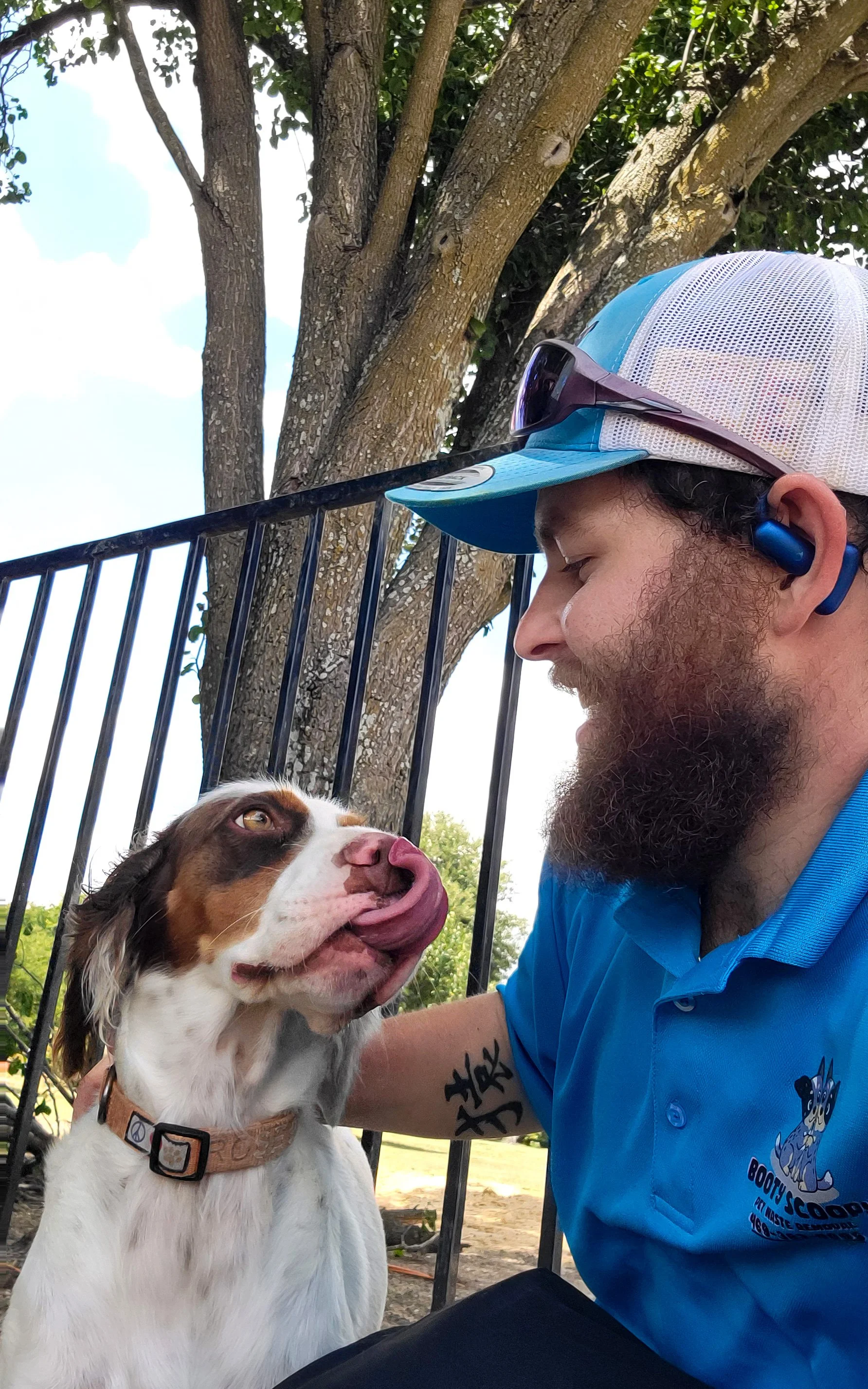 Red-Oak-Pet-Waste-Removal