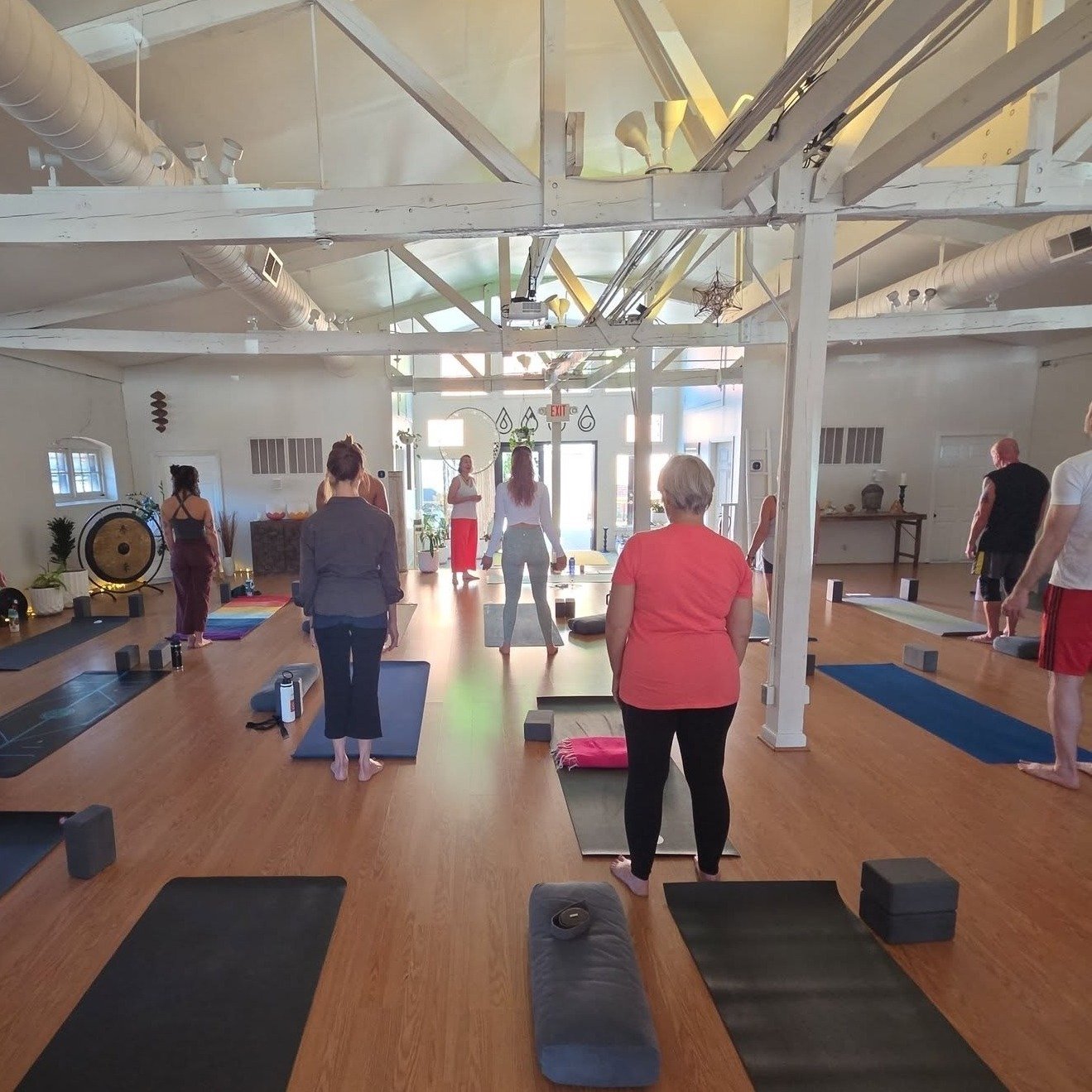 Looking for more movement, mobility, and connection? Check out these upcoming happenings at the Collective, and tag a friend you wanna be here with. 

✨ Wed 7/8: Strawberry Moon Sound Meditation + Cacao with Amy and Barbara. If you've been looking fo