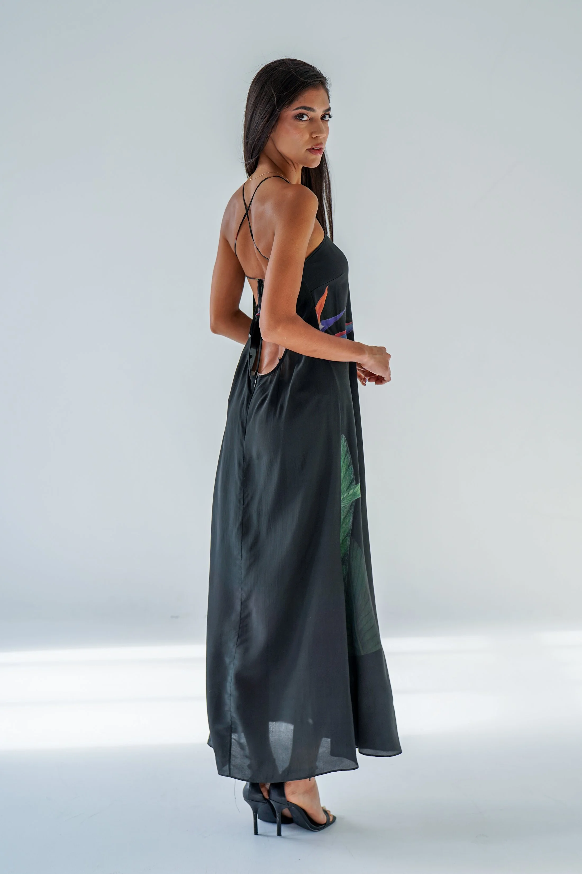 Caterine_Fashion_11.24.24_HidekiAono_SM-248.jpg