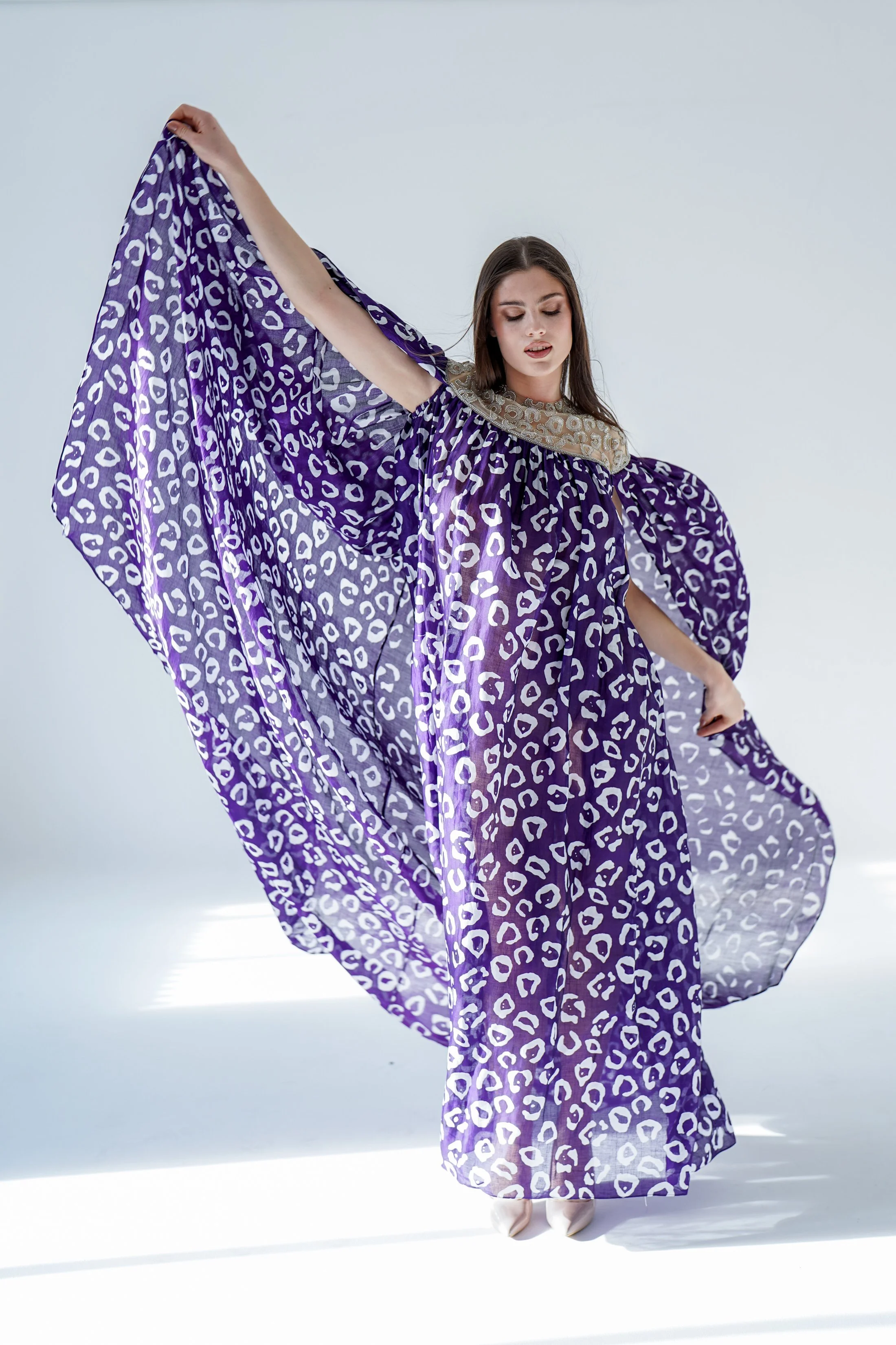 Caterine_Fashion_11.24.24_HidekiAono_SM-209.jpg