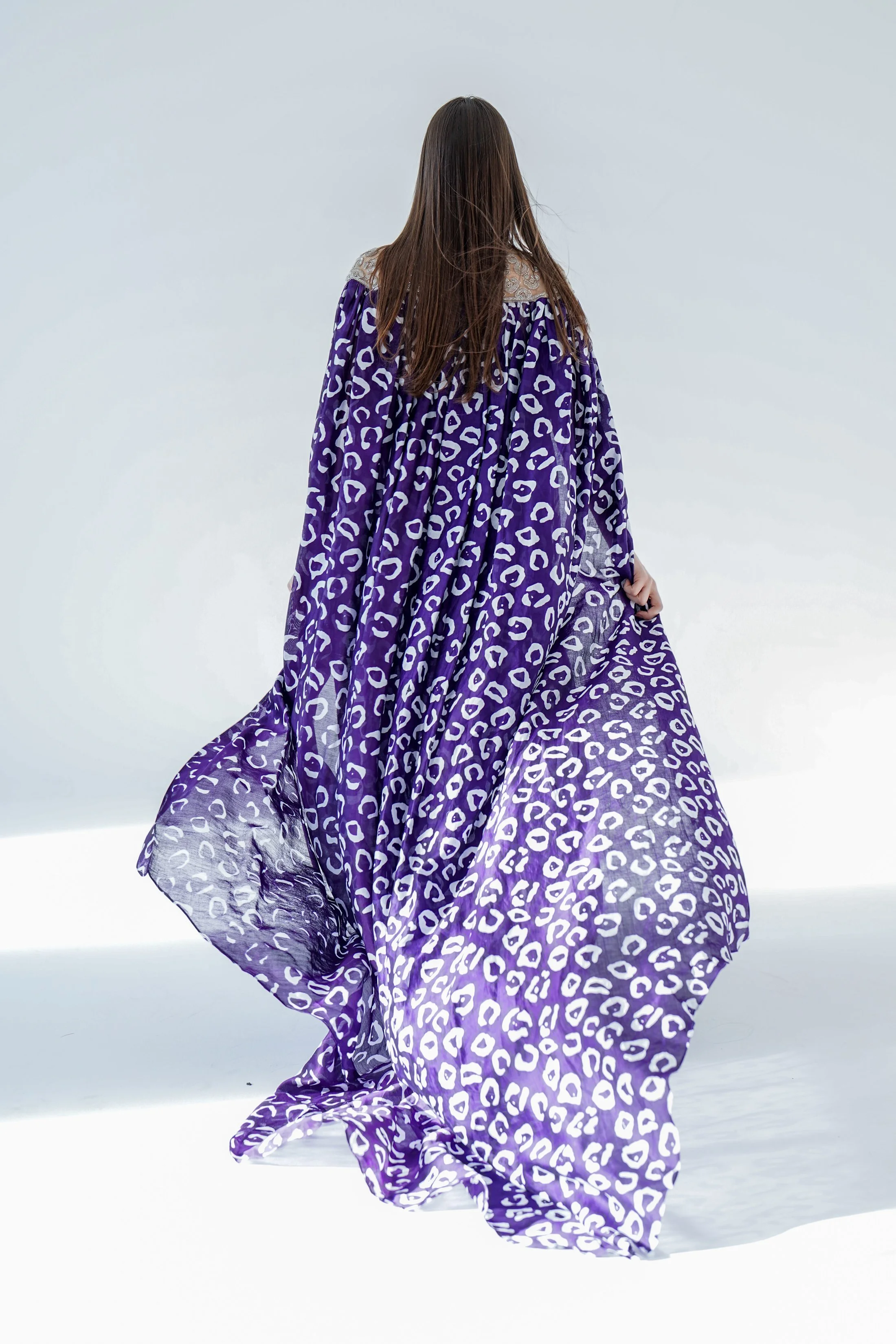 Caterine_Fashion_11.24.24_HidekiAono_SM-205.jpg